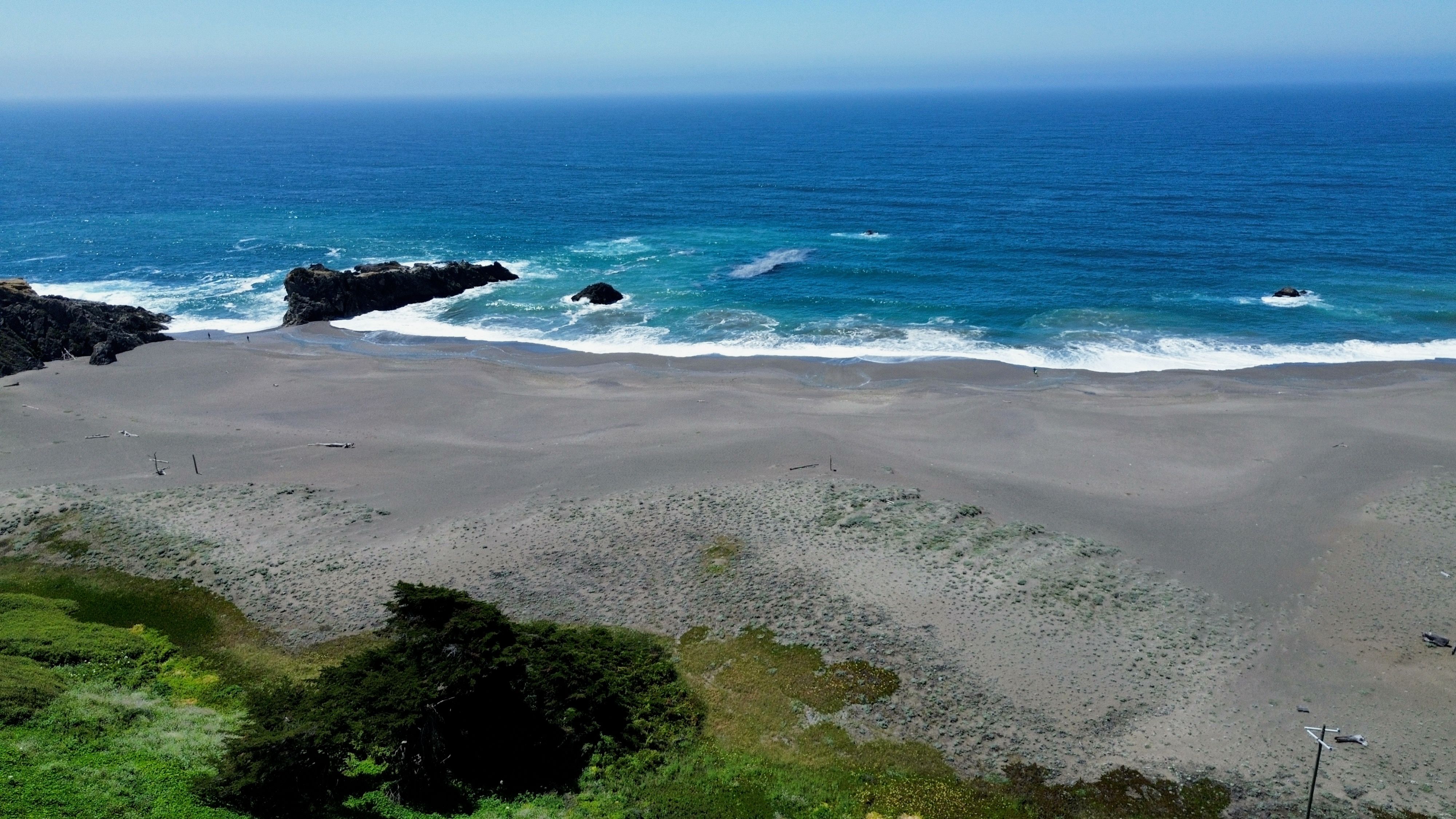  7036 Cliff Avenue, Bodega Bay, CA 94923 - 物件實景