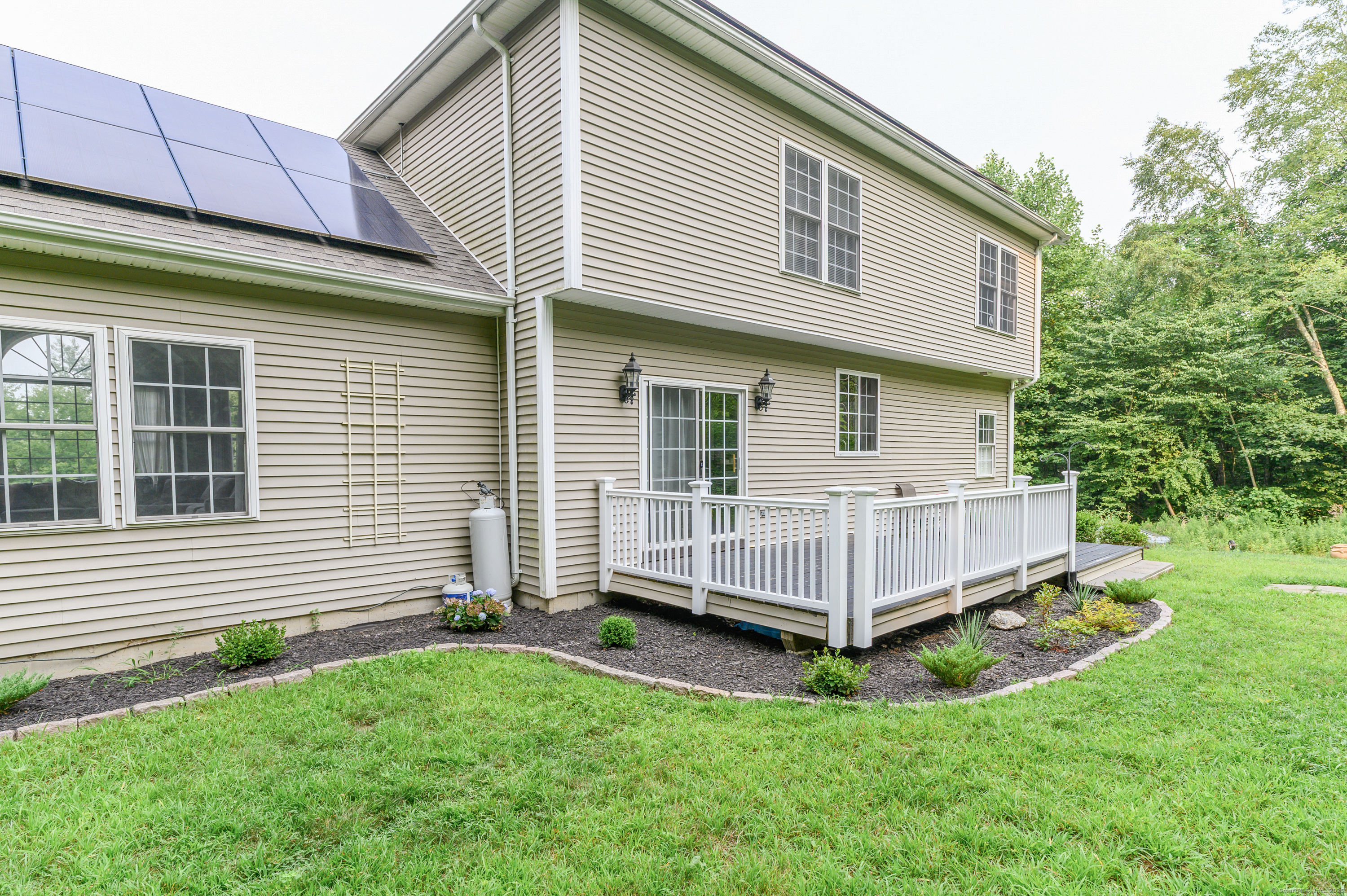 Seymour, Connecticut, 06483, United States, 4 Bedrooms Bedrooms, ,3 BathroomsBathrooms,Residential,For Sale,1913328