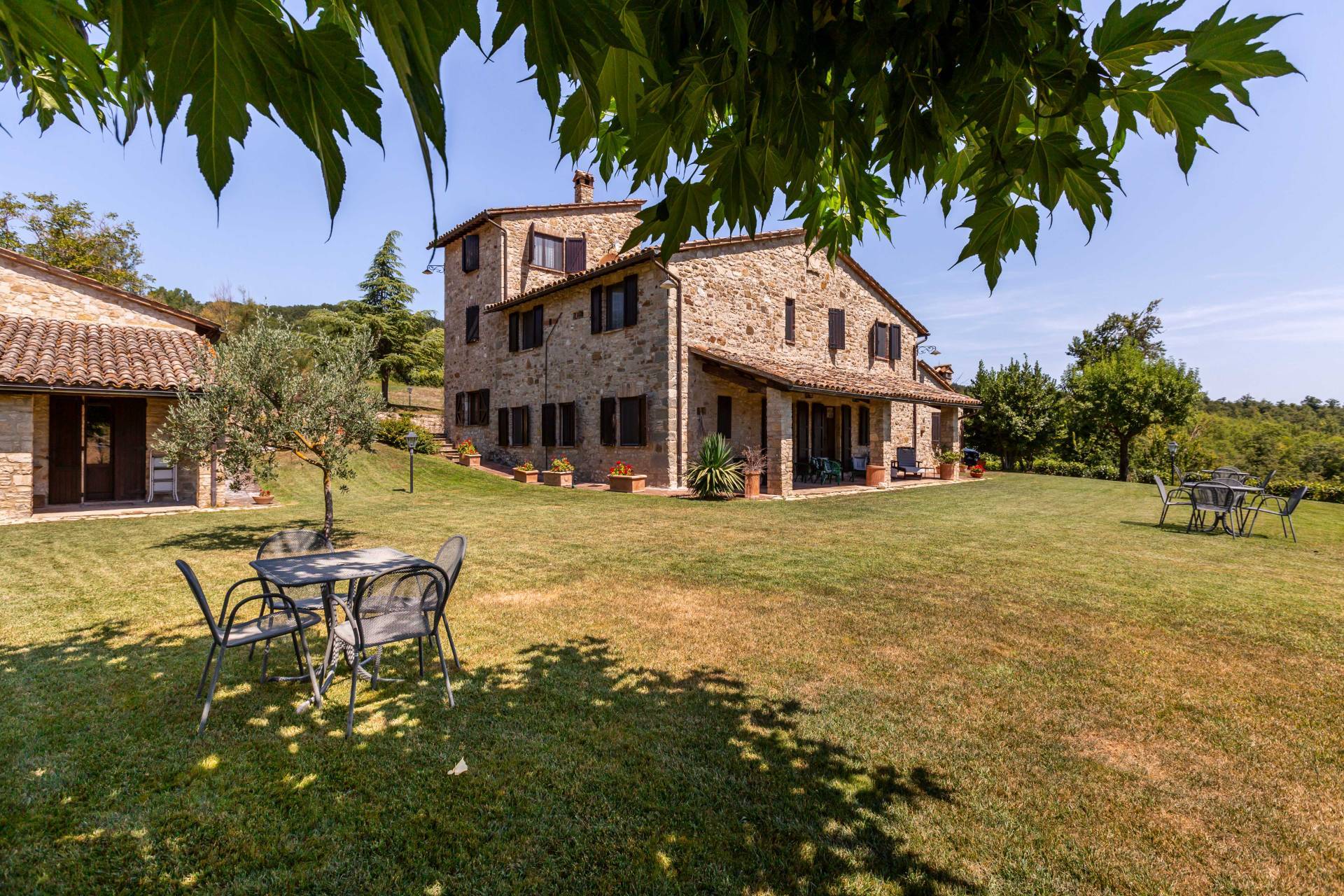 Localit? Porzone, Todi, Perugia, 06059, IT, 6 Bedrooms Bedrooms, ,6 BathroomsBathrooms,Residential,For Sale,Localit? Porzone,1586795