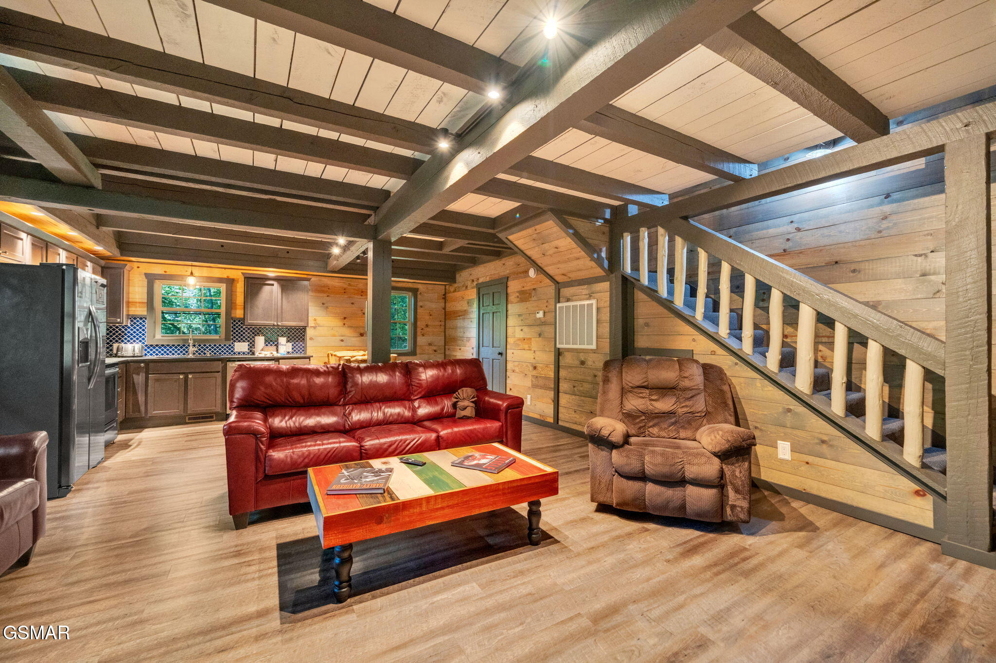 Gatlinburg, Tennessee, 37738, United States, 4 Bedrooms Bedrooms, ,5 BathroomsBathrooms,Residential,For Sale,1921348