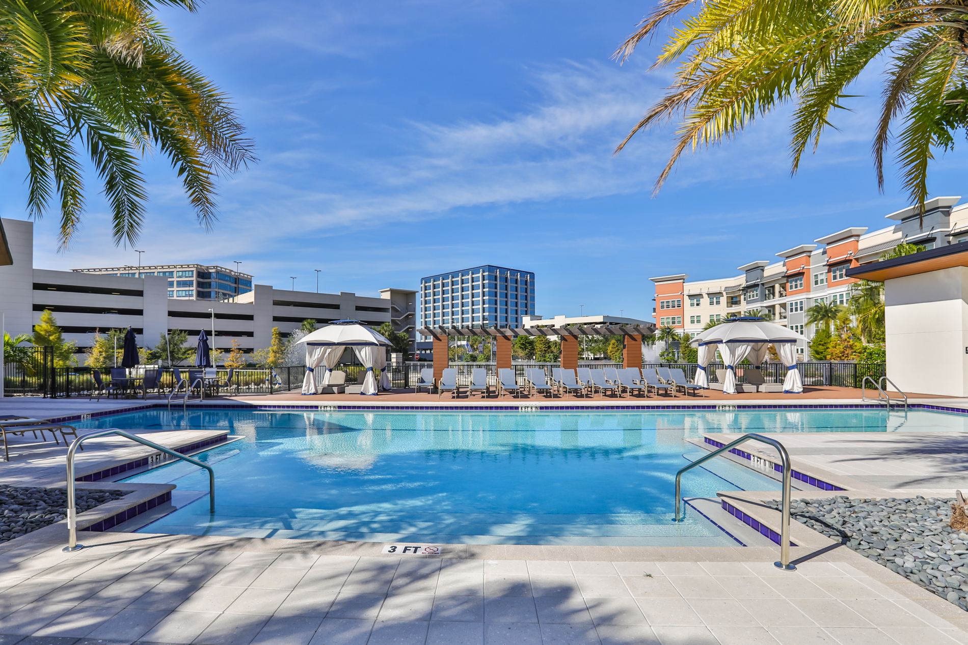 Tampa, Florida, 33607, United States, 3 Bedrooms Bedrooms, ,4 BathroomsBathrooms,Residential,For Sale,2043709