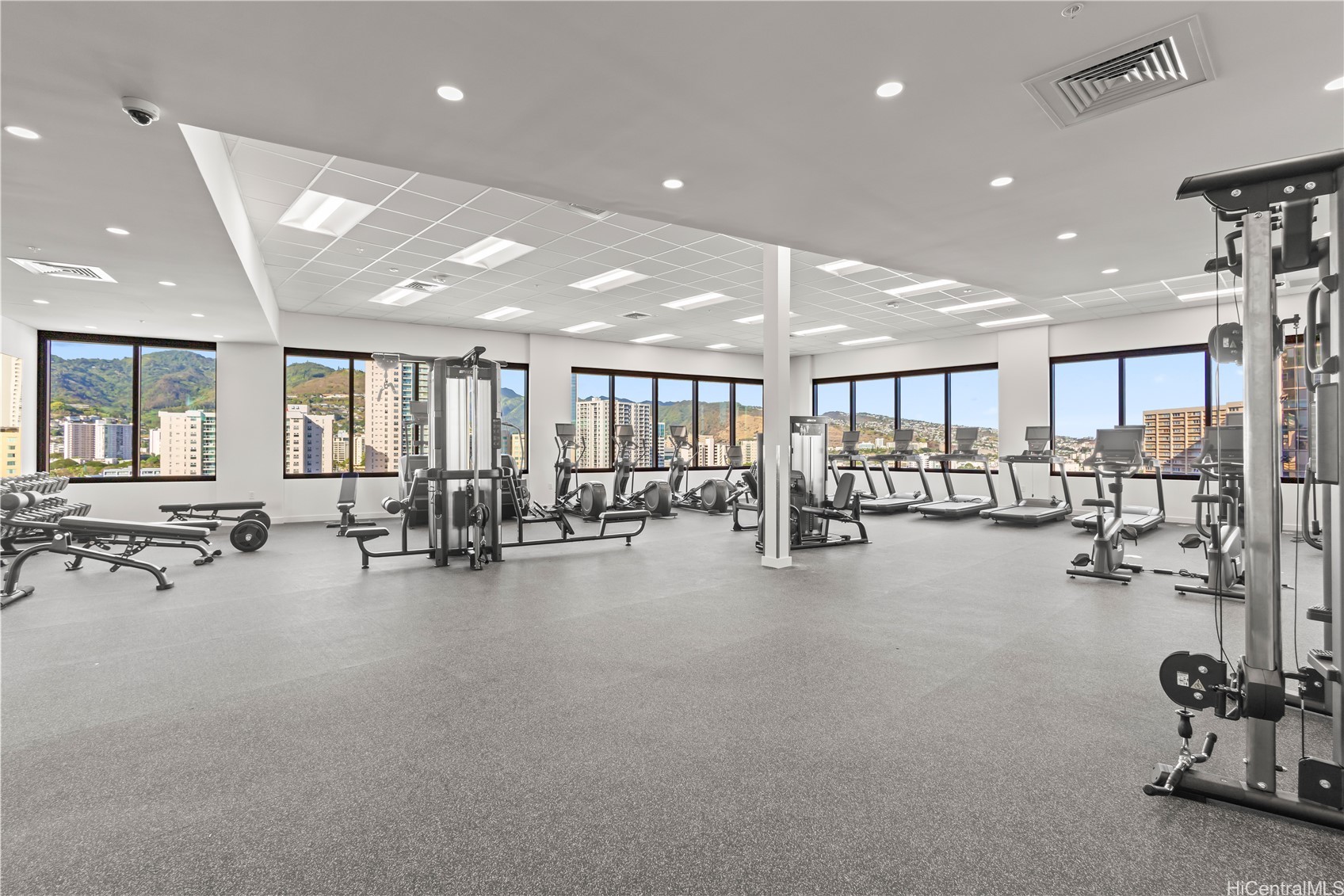 Honolulu, Hawaii, 96814, United States, 2 Bedrooms Bedrooms, ,2 BathroomsBathrooms,Residential,For Sale,1996104