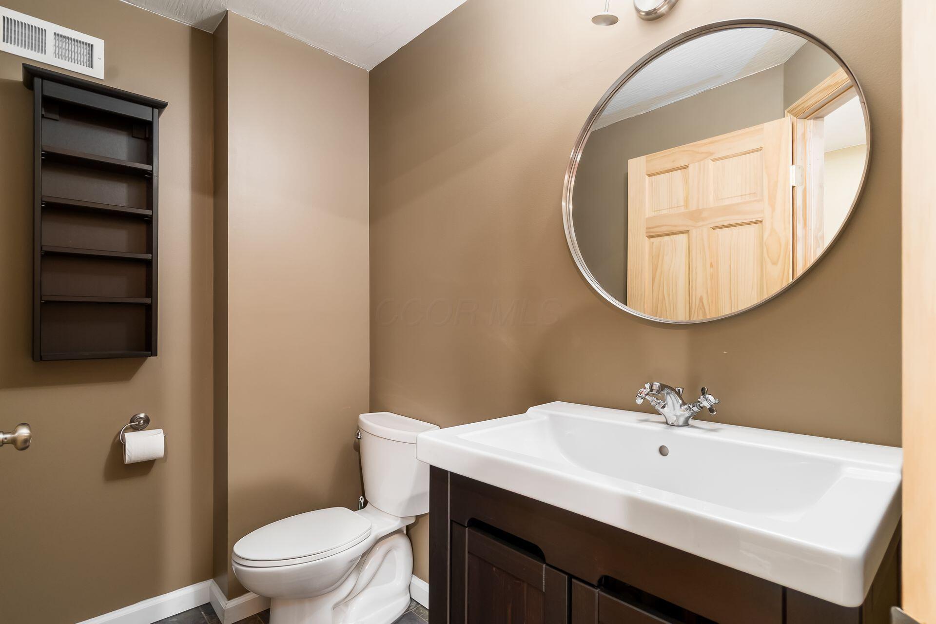 Powell, Ohio, 43065, United States, 4 Bedrooms Bedrooms, ,4 BathroomsBathrooms,Residential,For Sale,2003510