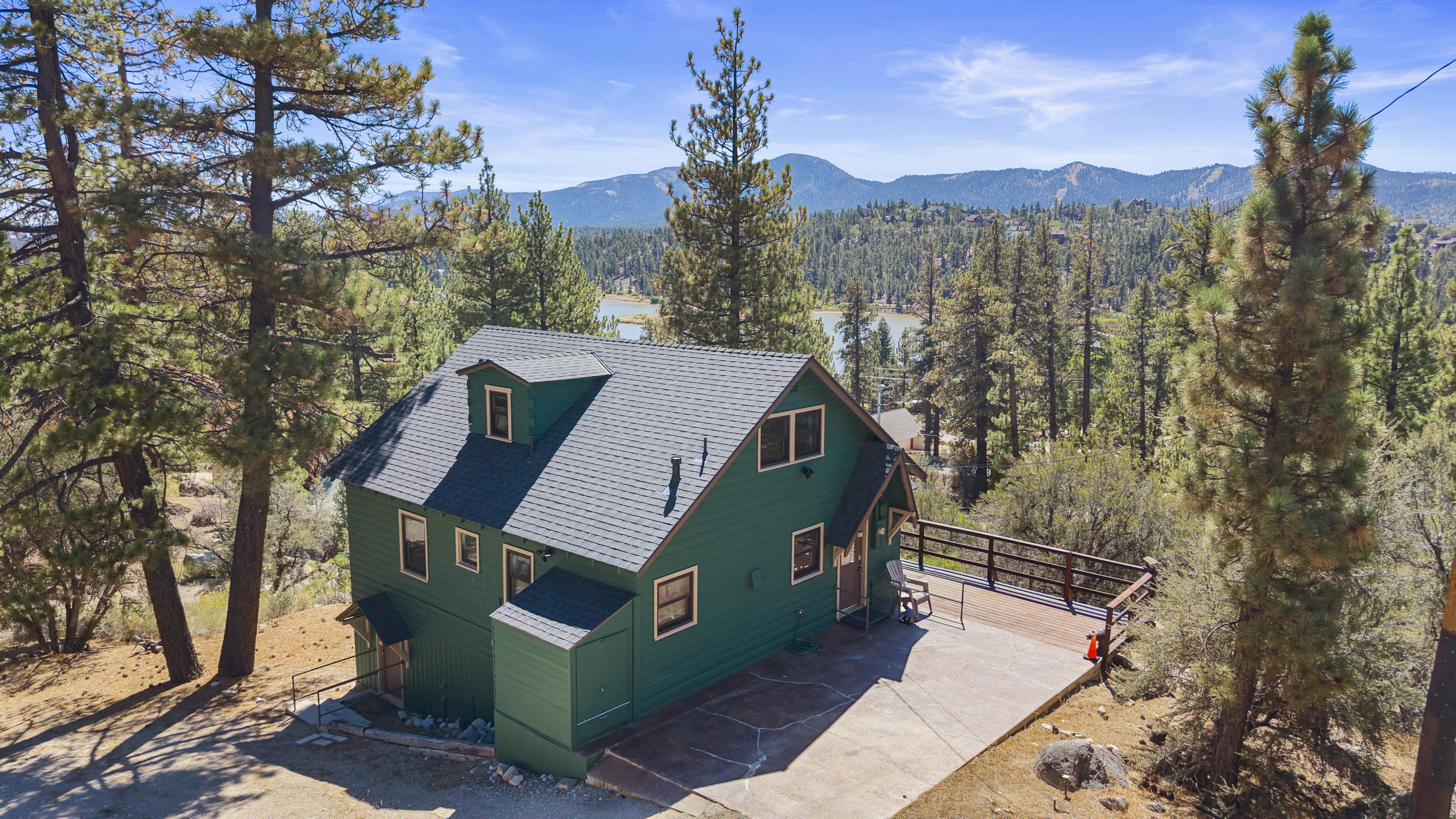  82 Lakeview Lane, Fawnskin, CA 92333 - 物件實景