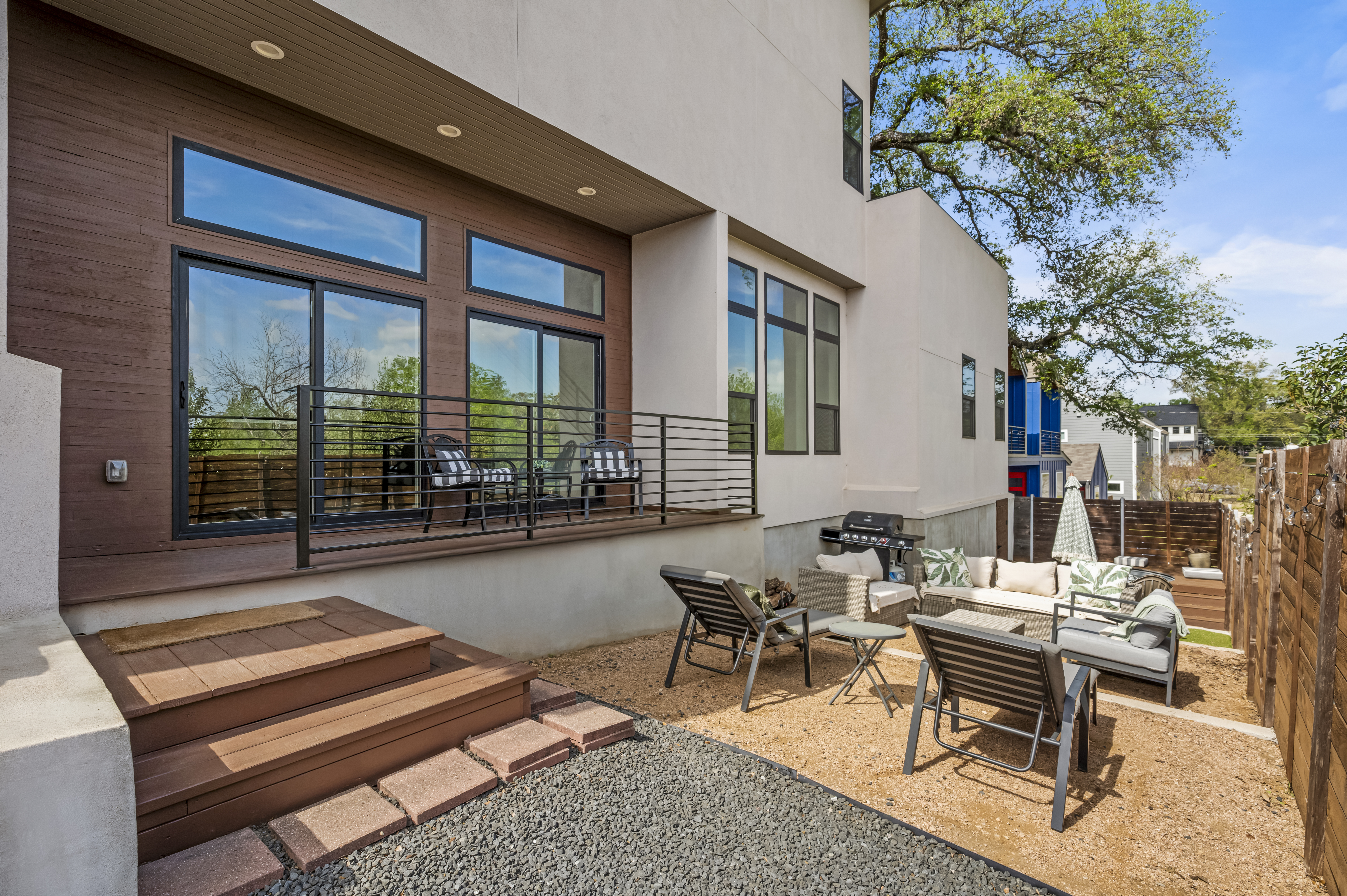 4400 Mount Vernon Drive 