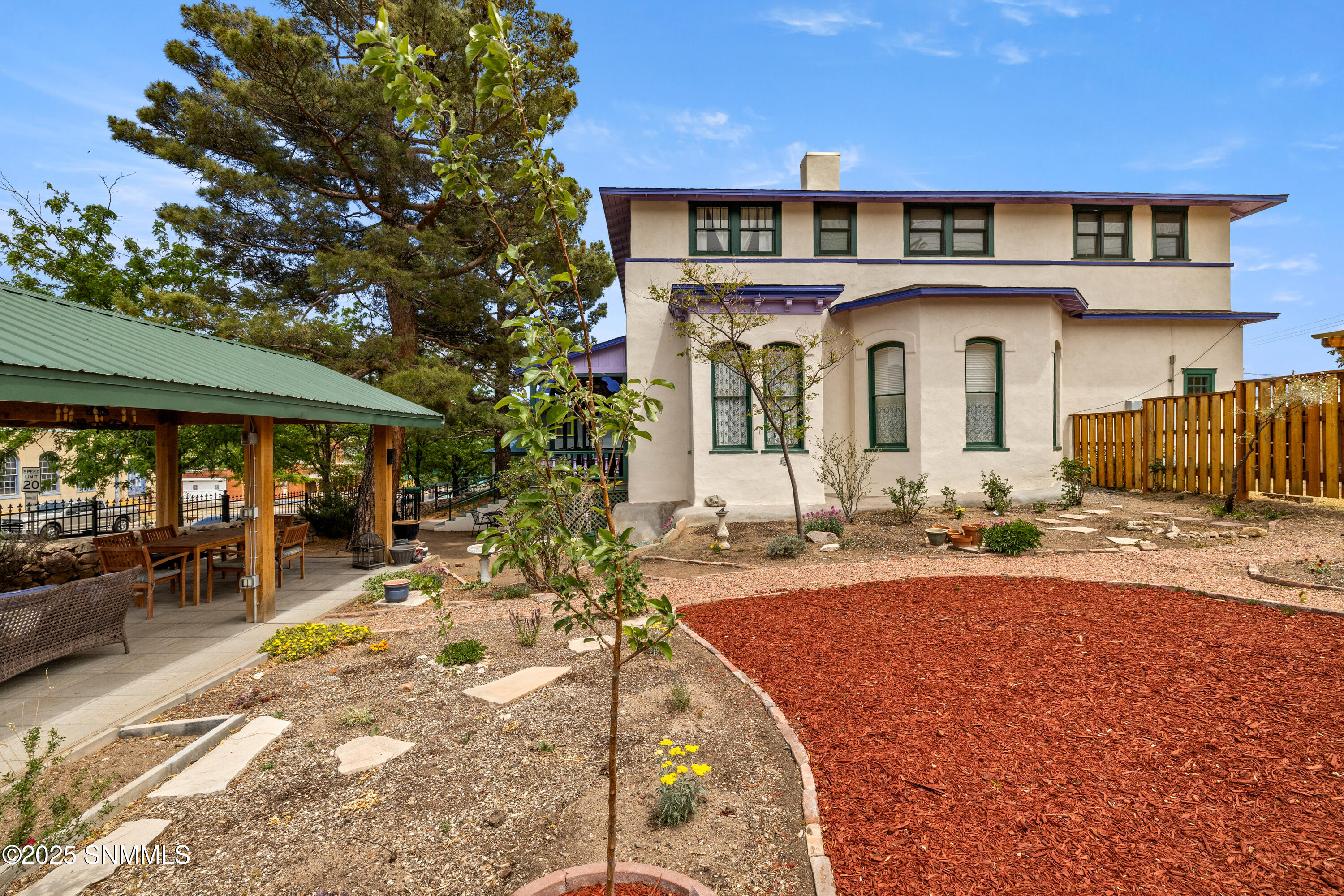 Silver City, New Mexico, 88061, United States, 5 Bedrooms Bedrooms, ,6 BathroomsBathrooms,Residential,For Sale,1986302