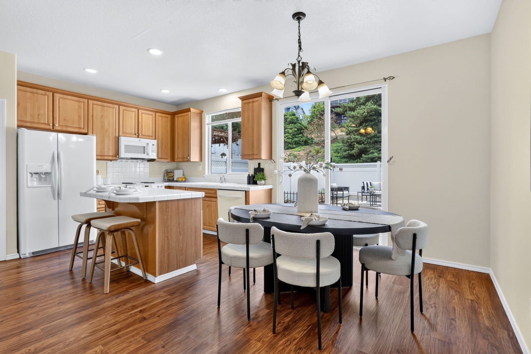  20452 HOODVIEW AVE West Linn, OR 97068 - 物件實景