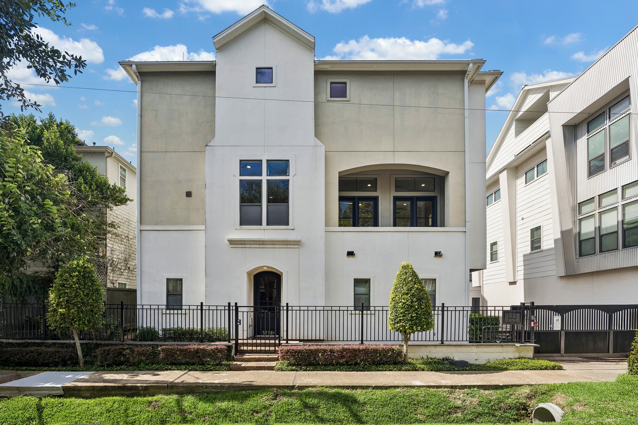  5718 Kansas Street D - 物件實景