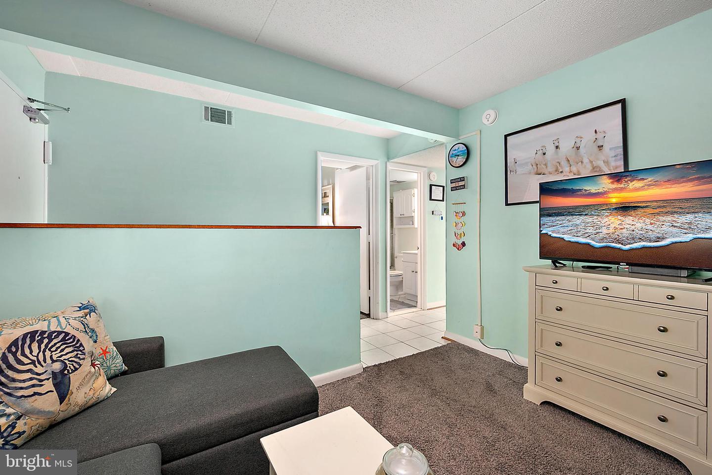 Ocean City, Maryland, 21842, United States, 2 Bedrooms Bedrooms, ,2 BathroomsBathrooms,Residential,For Sale,1956111