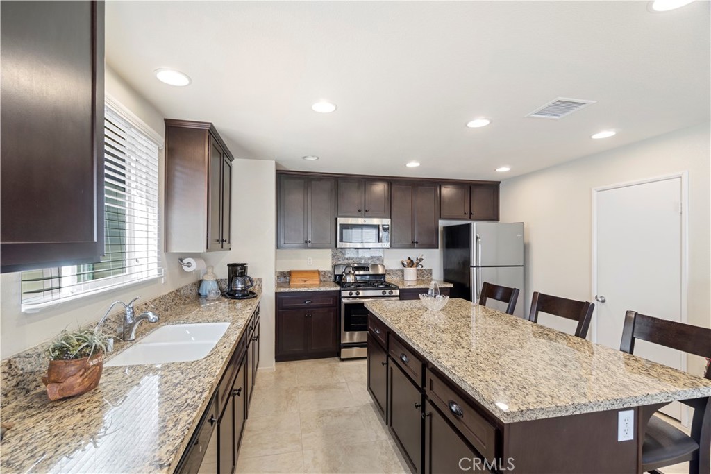 Menifee, California, 92584, United States, 3 Bedrooms Bedrooms, ,2 BathroomsBathrooms,Residential,For Sale,1906929