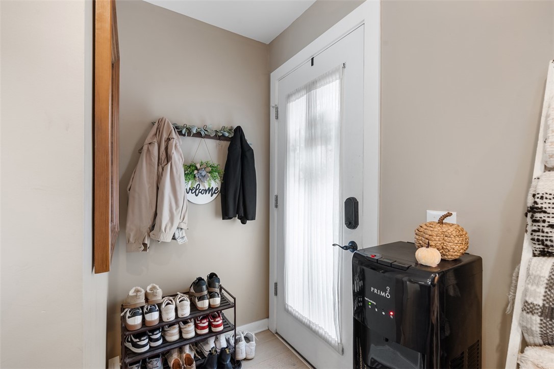 Lawrenceville, Pennsylvania, 15201, United States, ,Residential,For Sale,1988380