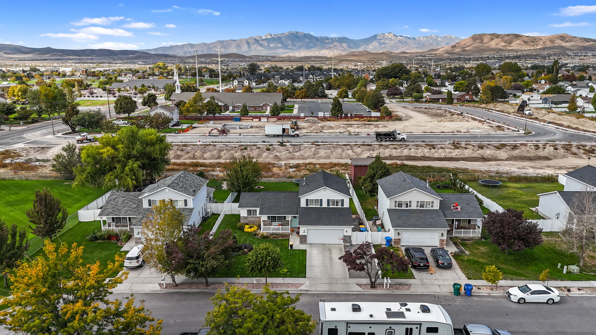 Lehi, Utah, 84043, United States, 4 Bedrooms Bedrooms, ,3 BathroomsBathrooms,Residential,For Sale,1973870
