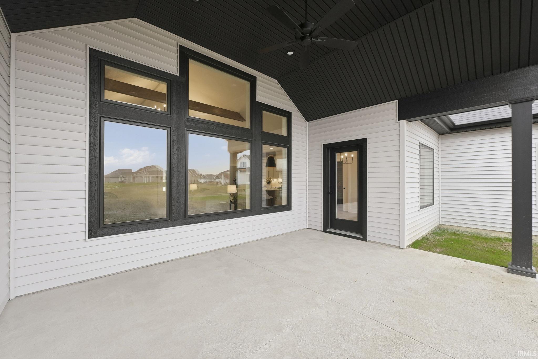 Fort Wayne, Indiana, 46835, United States, 3 Bedrooms Bedrooms, ,2 BathroomsBathrooms,Residential,For Sale,1980547