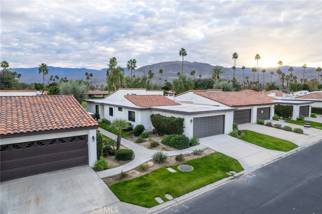 Rancho Mirage, California, 92270, United States, 3 Bedrooms Bedrooms, ,2 BathroomsBathrooms,Residential,For Sale,2013094