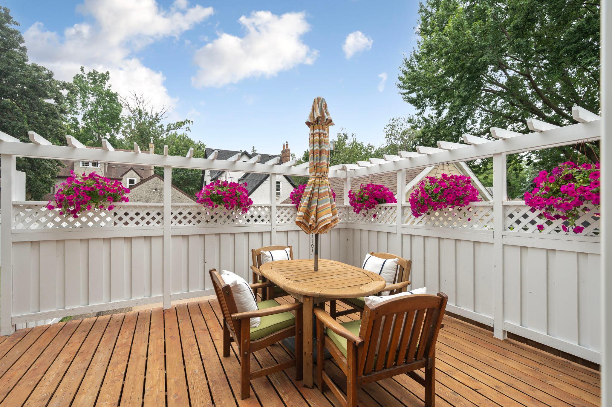 Saint Paul, Minnesota, 55105, United States, 4 Bedrooms Bedrooms, ,2 BathroomsBathrooms,Residential,For Sale,1919554