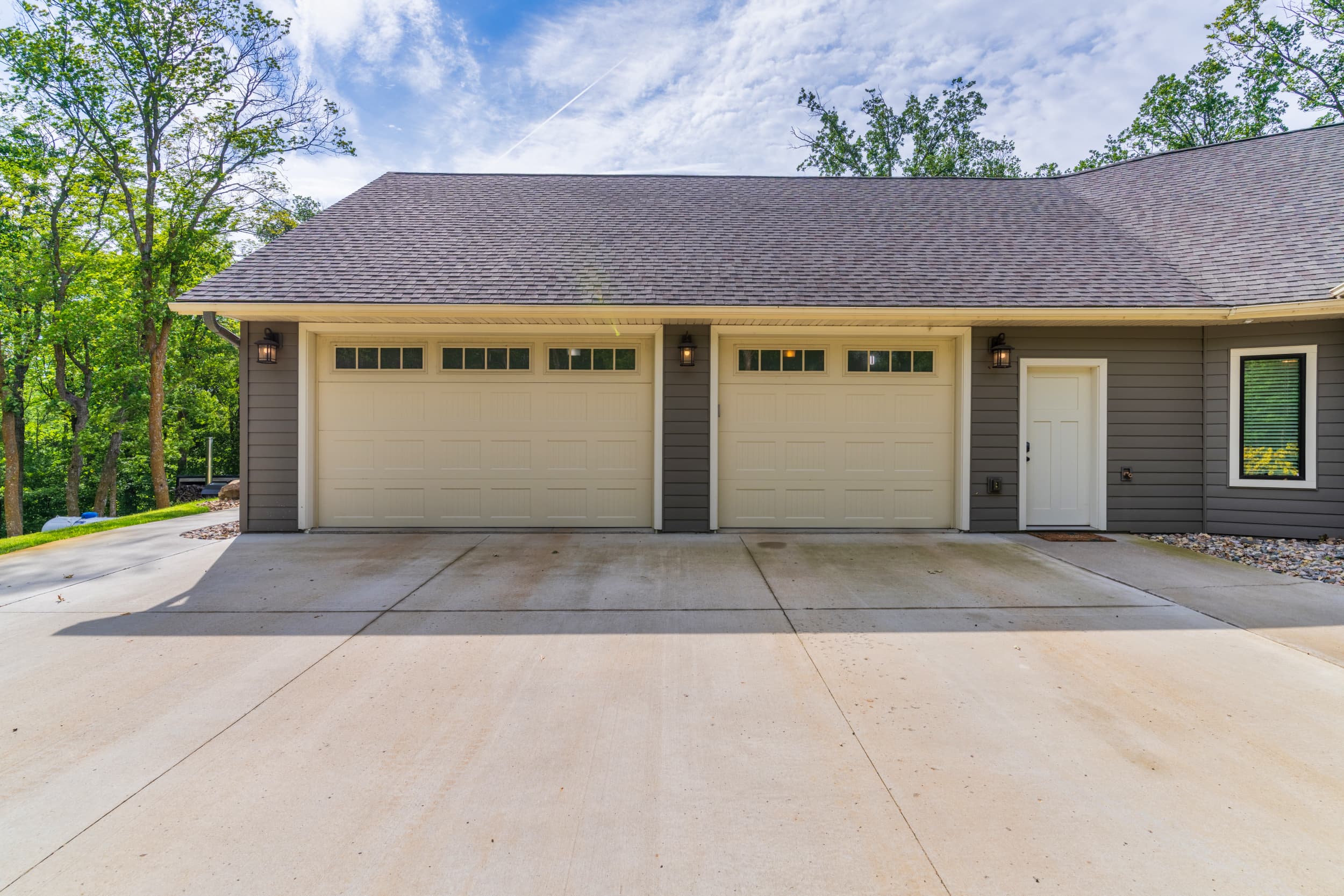 Clearbrook, Minnesota, 56634, United States, 4 Bedrooms Bedrooms, ,3 BathroomsBathrooms,Residential,For Sale,1921675