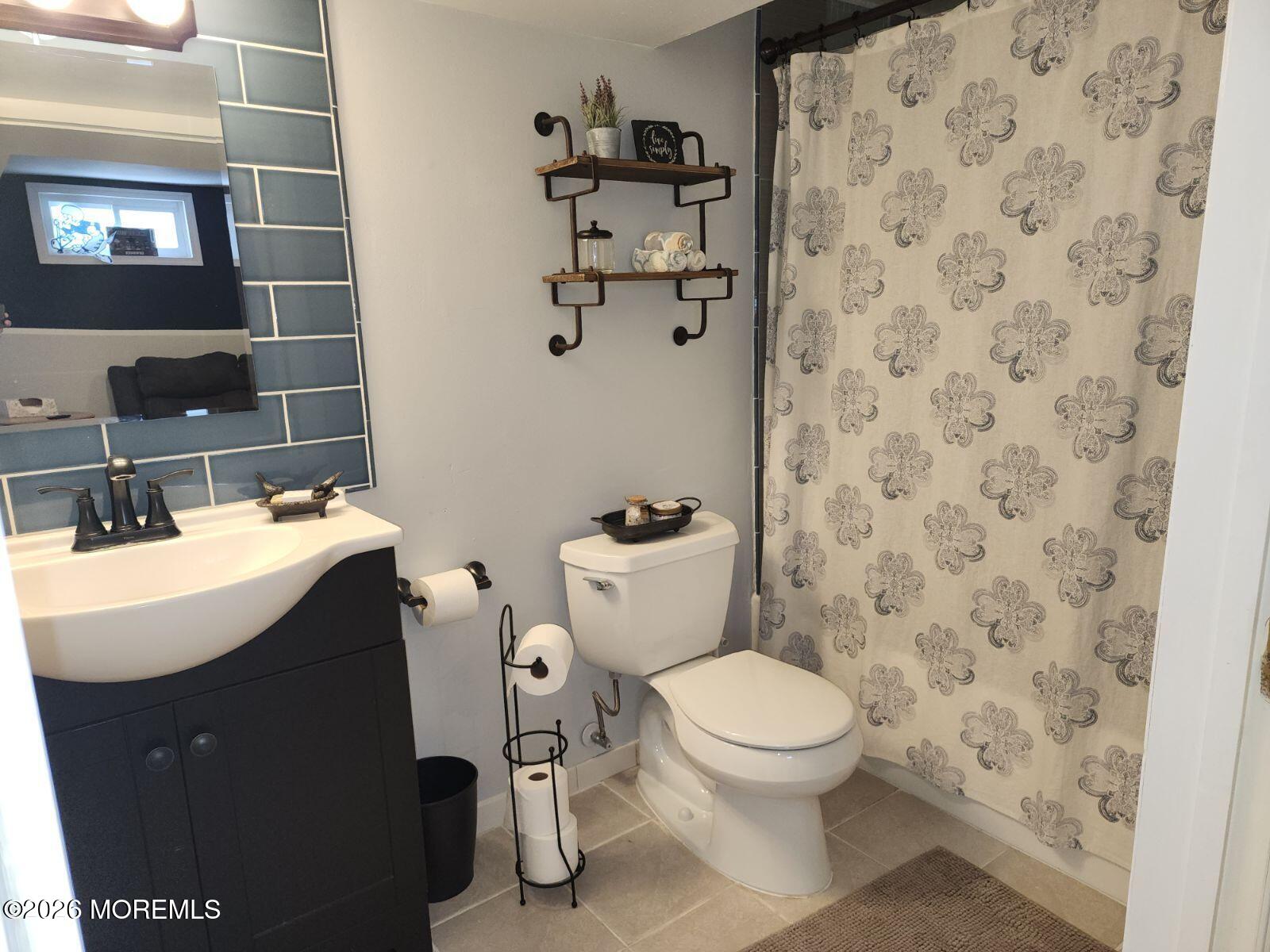 Belford, New Jersey, 07718, United States, 3 Bedrooms Bedrooms, ,2 BathroomsBathrooms,Residential,For Sale,2014823