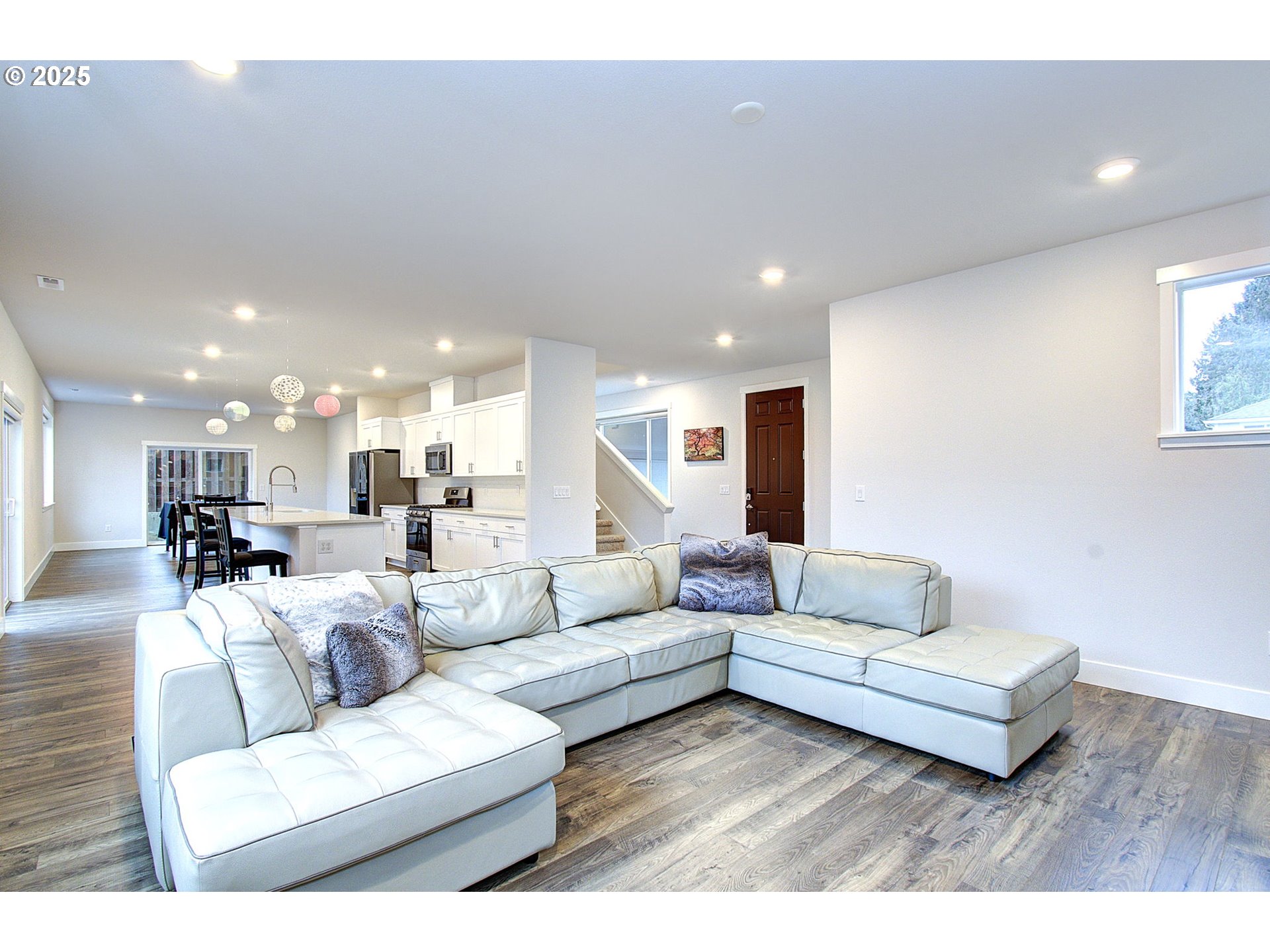 Vancouver, Washington, 98665, United States, 4 Bedrooms Bedrooms, ,2 BathroomsBathrooms,Residential,For Sale,2000903