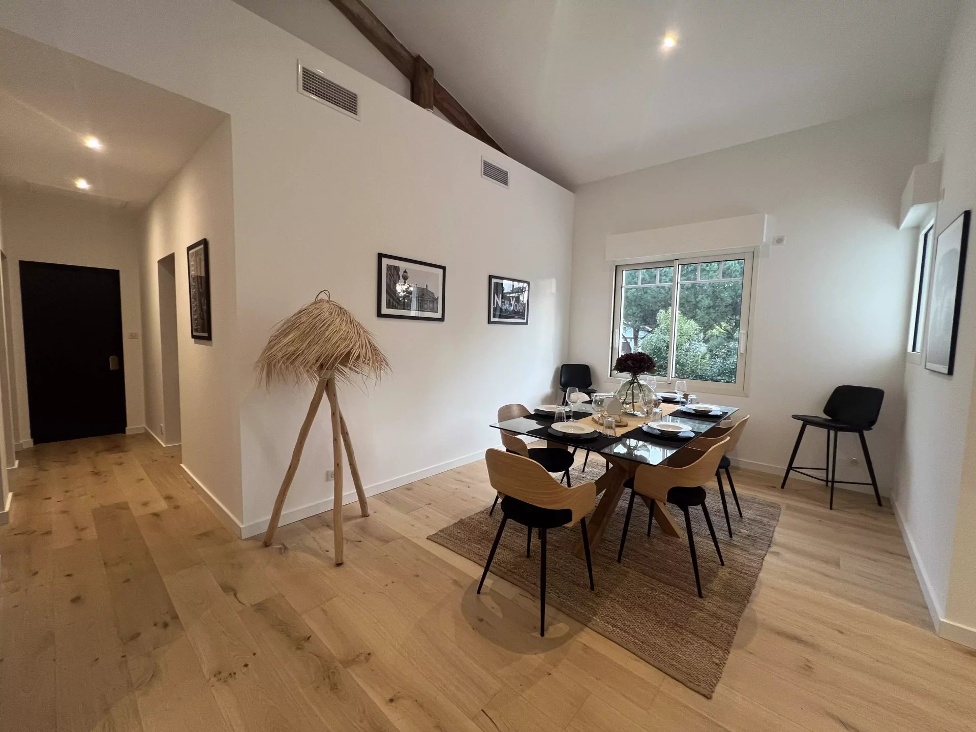 Arcachon, New Aquitaine, 33120, FR, 4 Bedrooms Bedrooms, ,2 BathroomsBathrooms,Residential,For Sale,1996031