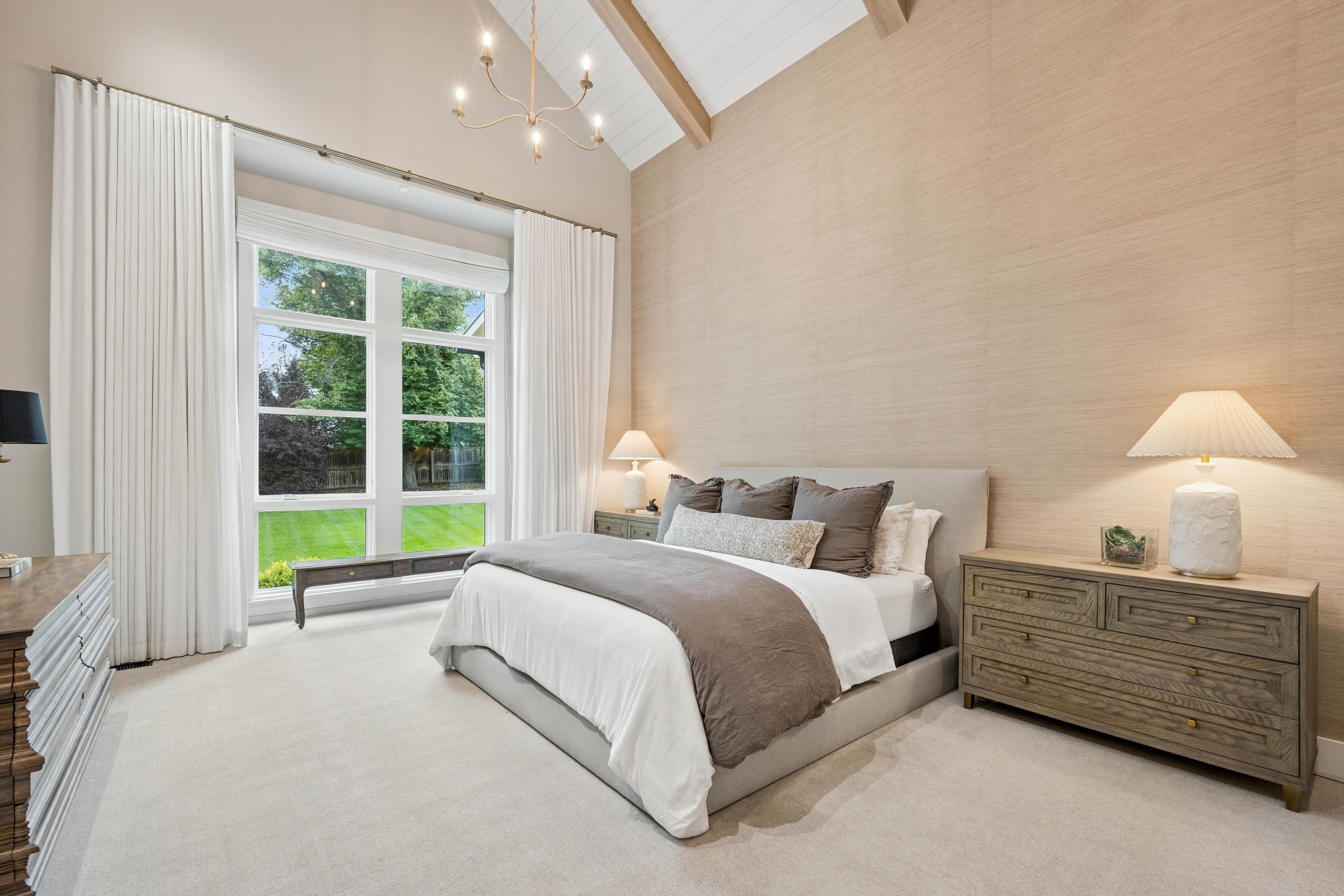  Modern Cherry Hills Masterpiece: Rare Main-Floor Luxury - 物件實景