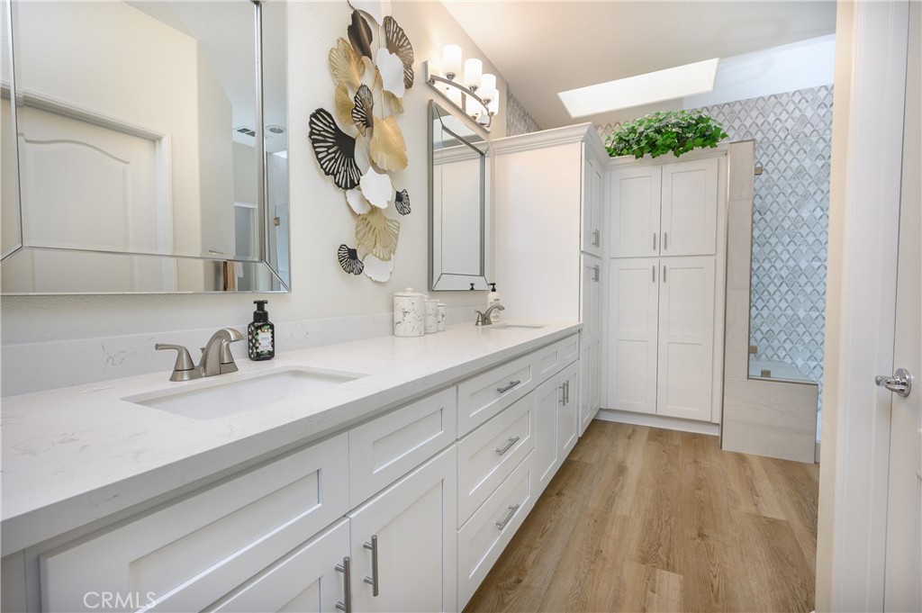 Murrieta, California, 92562, United States, 3 Bedrooms Bedrooms, ,2 BathroomsBathrooms,Residential,For Sale,1935971