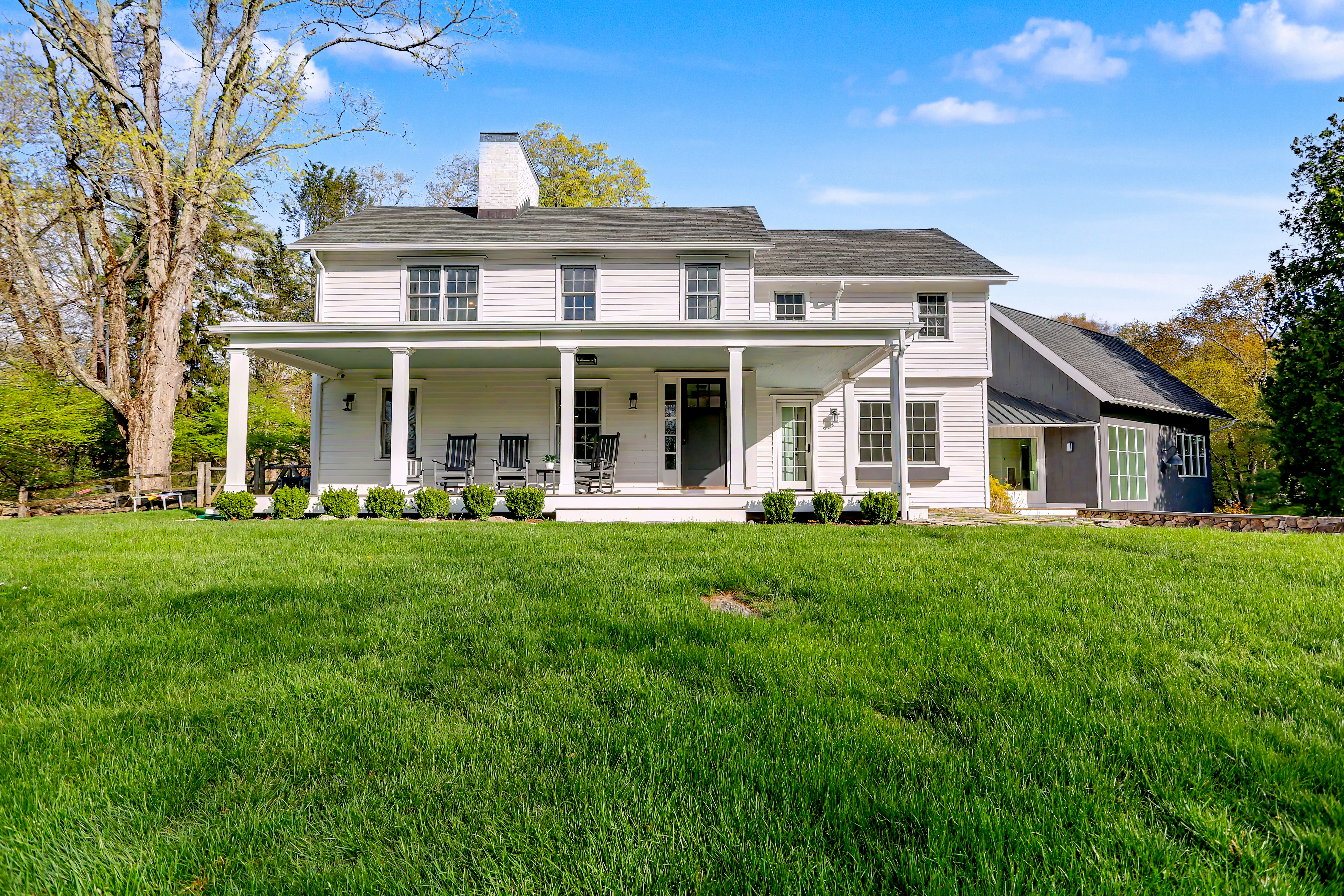  Thoughtfully Restored Antique Home in Lower Weston - 物件實景
