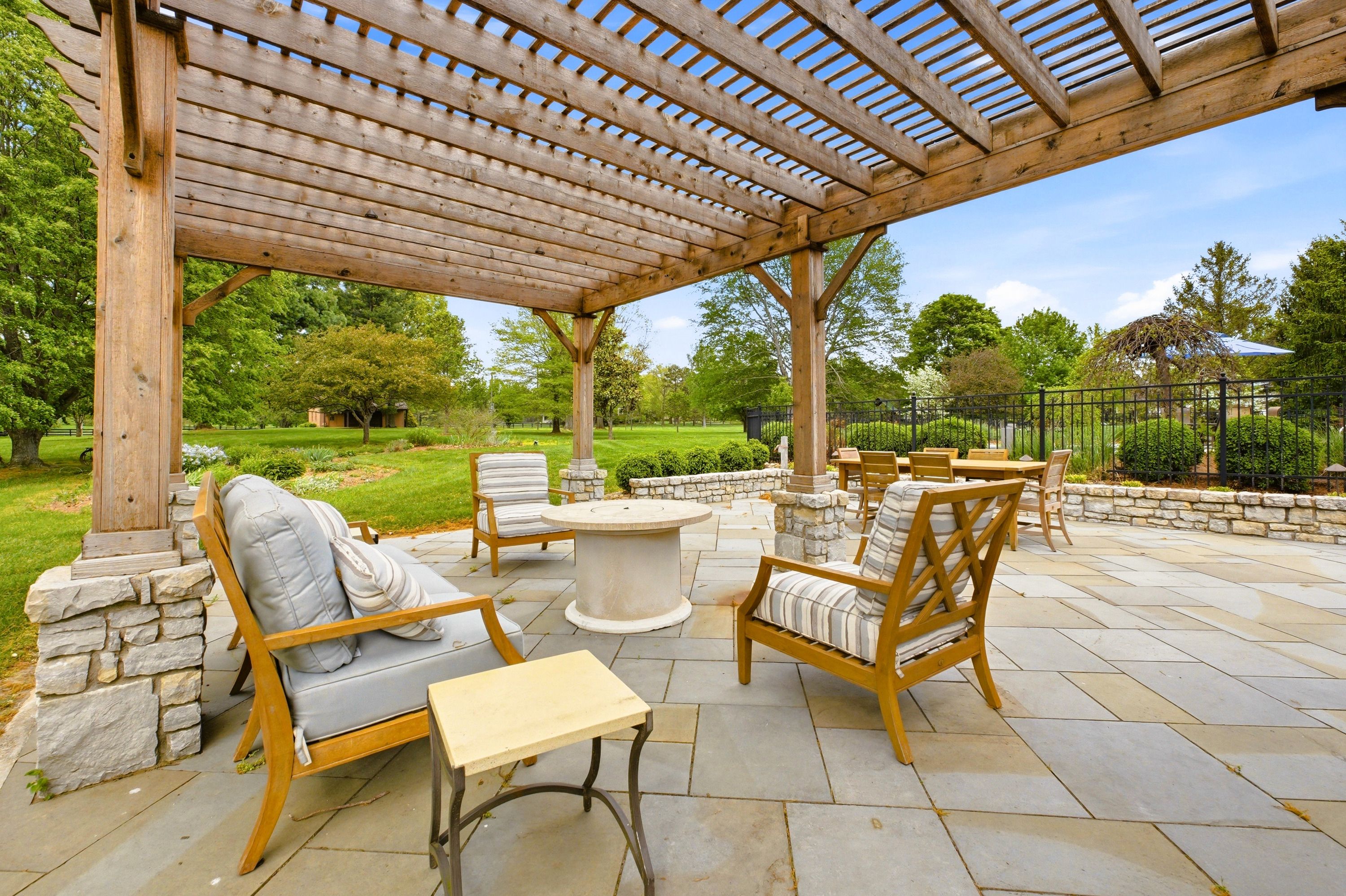  12409 Lucas Lane, Anchorage, KY 40223 - 物件實景