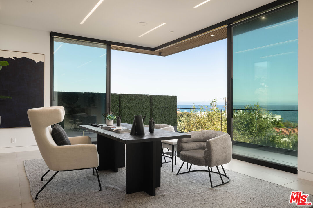 Malibu, California, 90265, United States, 5 Bedrooms Bedrooms, ,10 BathroomsBathrooms,Residential,For Sale,1707540