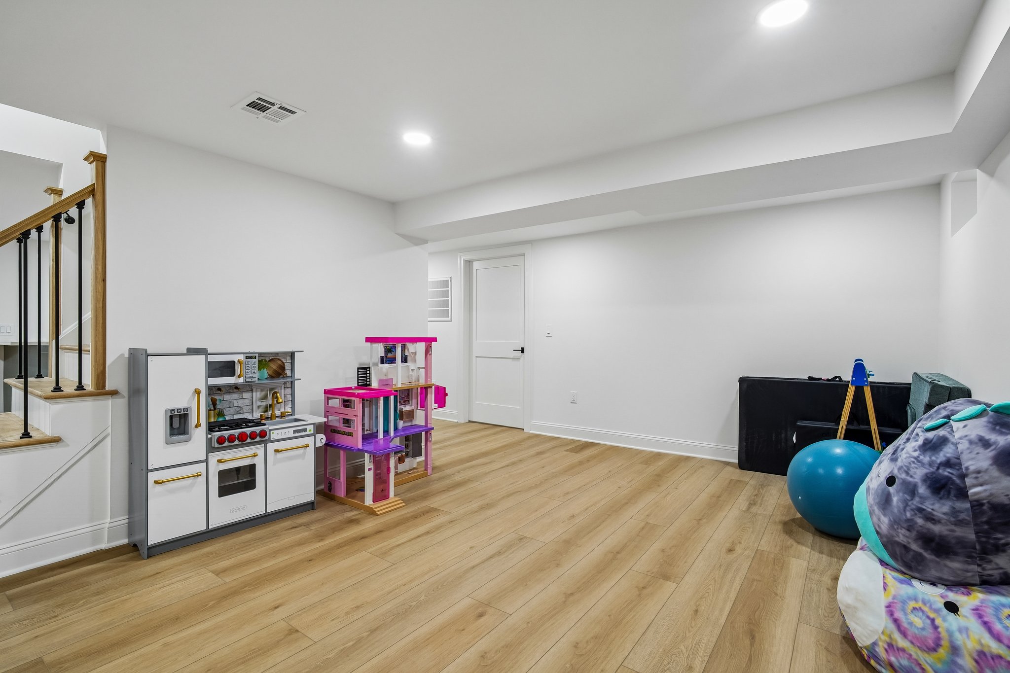  64 North Hillside Avenue, Livingston, NJ 07039 - 物件實景