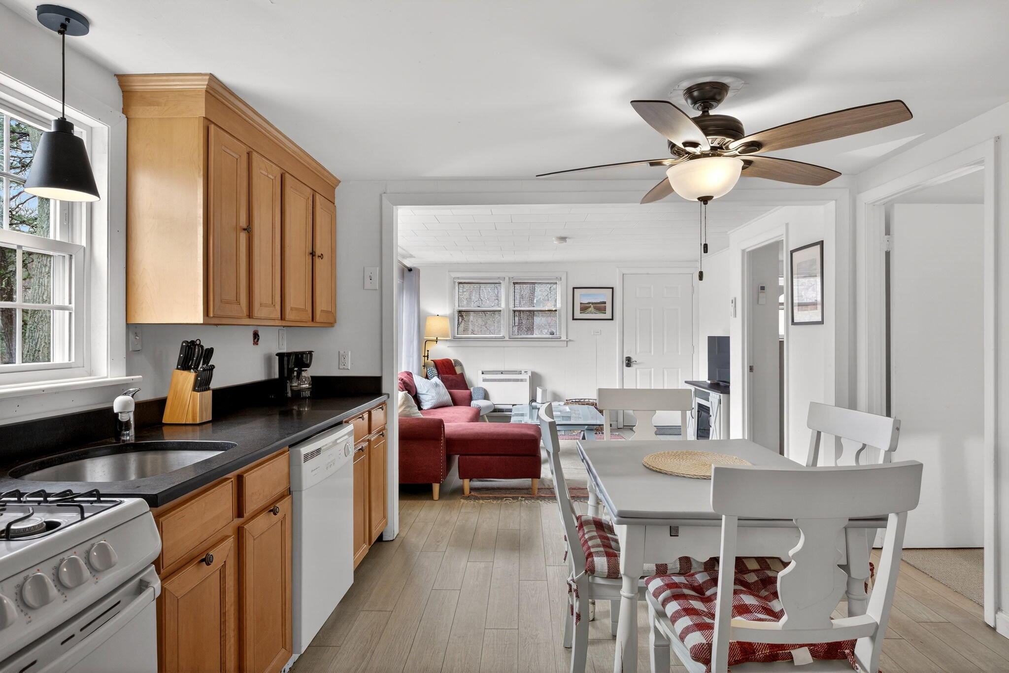  17,17A,17B Cranberry Lane - 物件實景