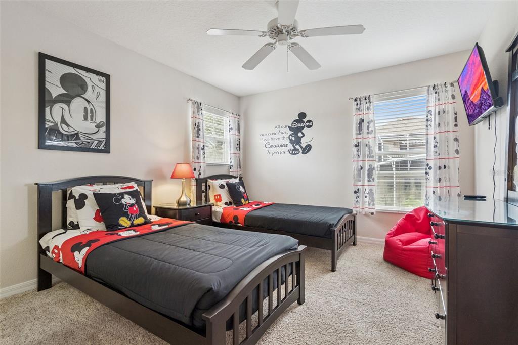 Davenport, Florida, 33897, United States, 5 Bedrooms Bedrooms, ,3 BathroomsBathrooms,Residential,For Sale,1966625