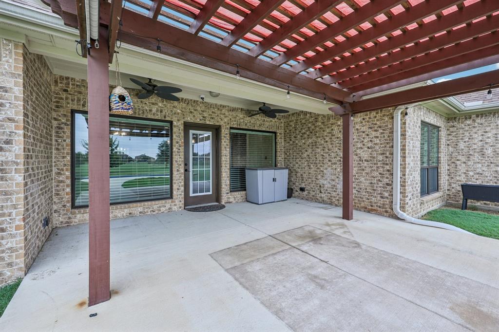 Cedar Hill, Texas, 75104, United States, 3 Bedrooms Bedrooms, ,3 BathroomsBathrooms,Residential,For Sale,1943408