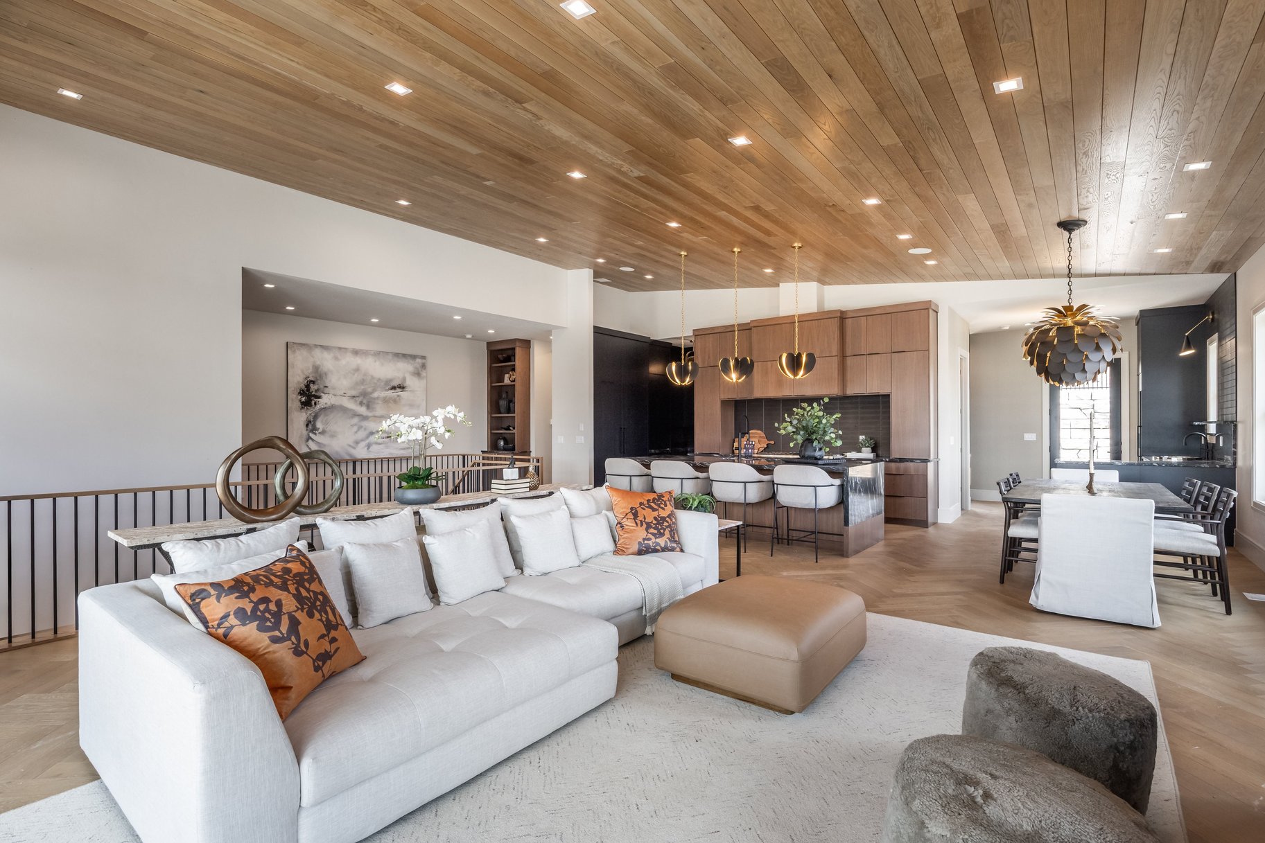  Expansive View Lot Within Lakeview Estates - 物件實景