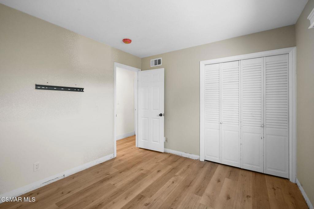Newbury Park, California, 91320, United States, 5 Bedrooms Bedrooms, ,3 BathroomsBathrooms,Residential,For Sale,1885312