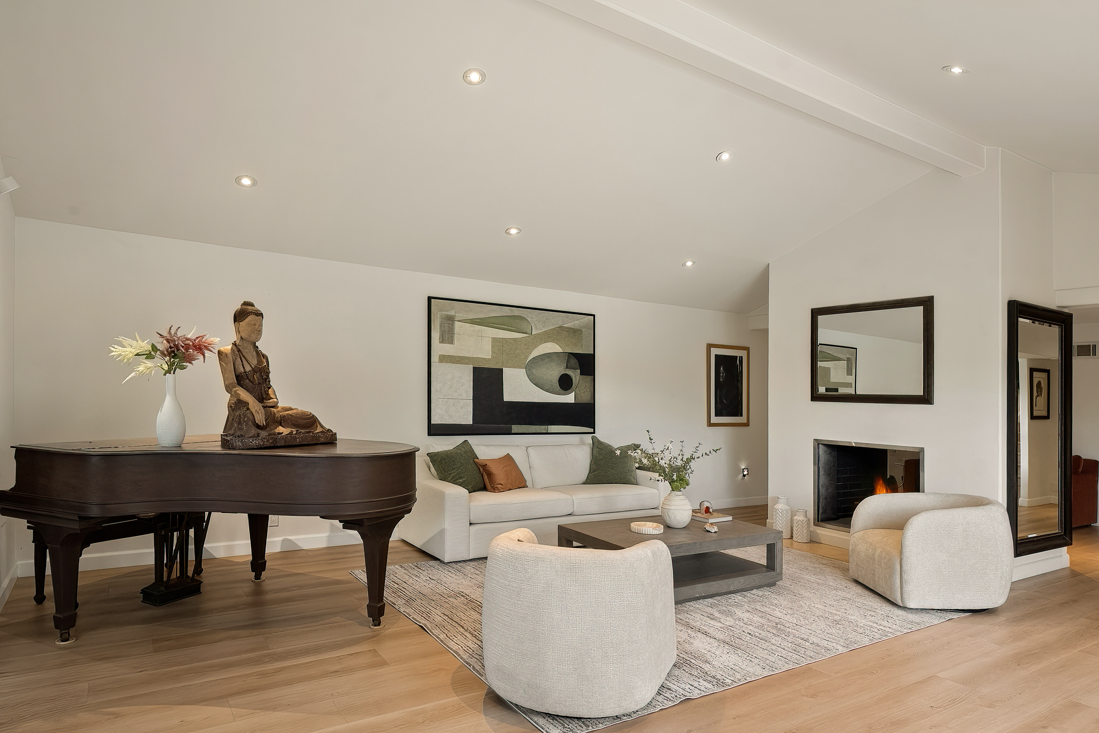  4807 Brewster Drive - 物件實景
