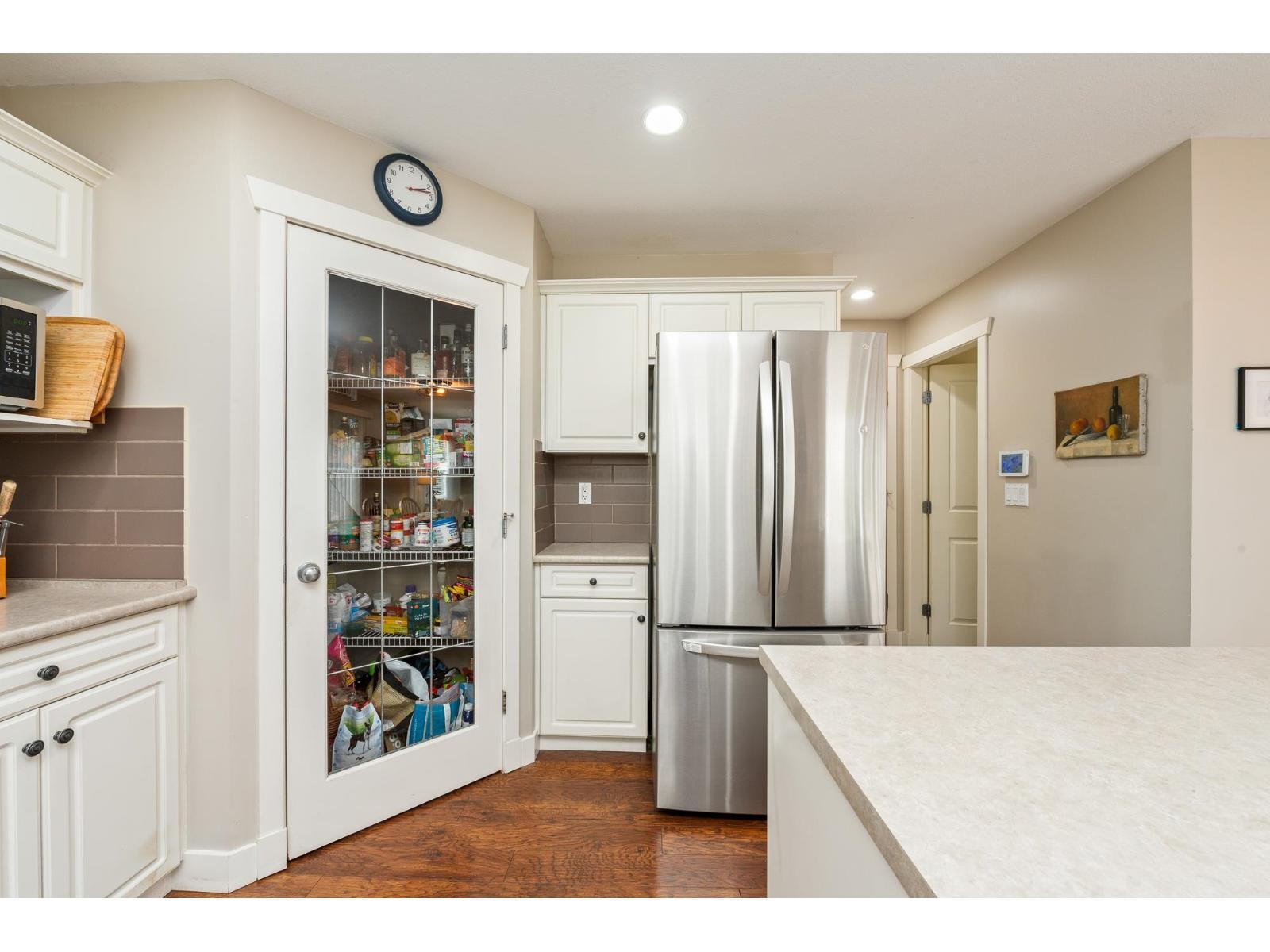 LANGLEY, British Columbia, V3V 6A0, CA, 4 Bedrooms Bedrooms, ,4 BathroomsBathrooms,Residential,For Sale,1950645