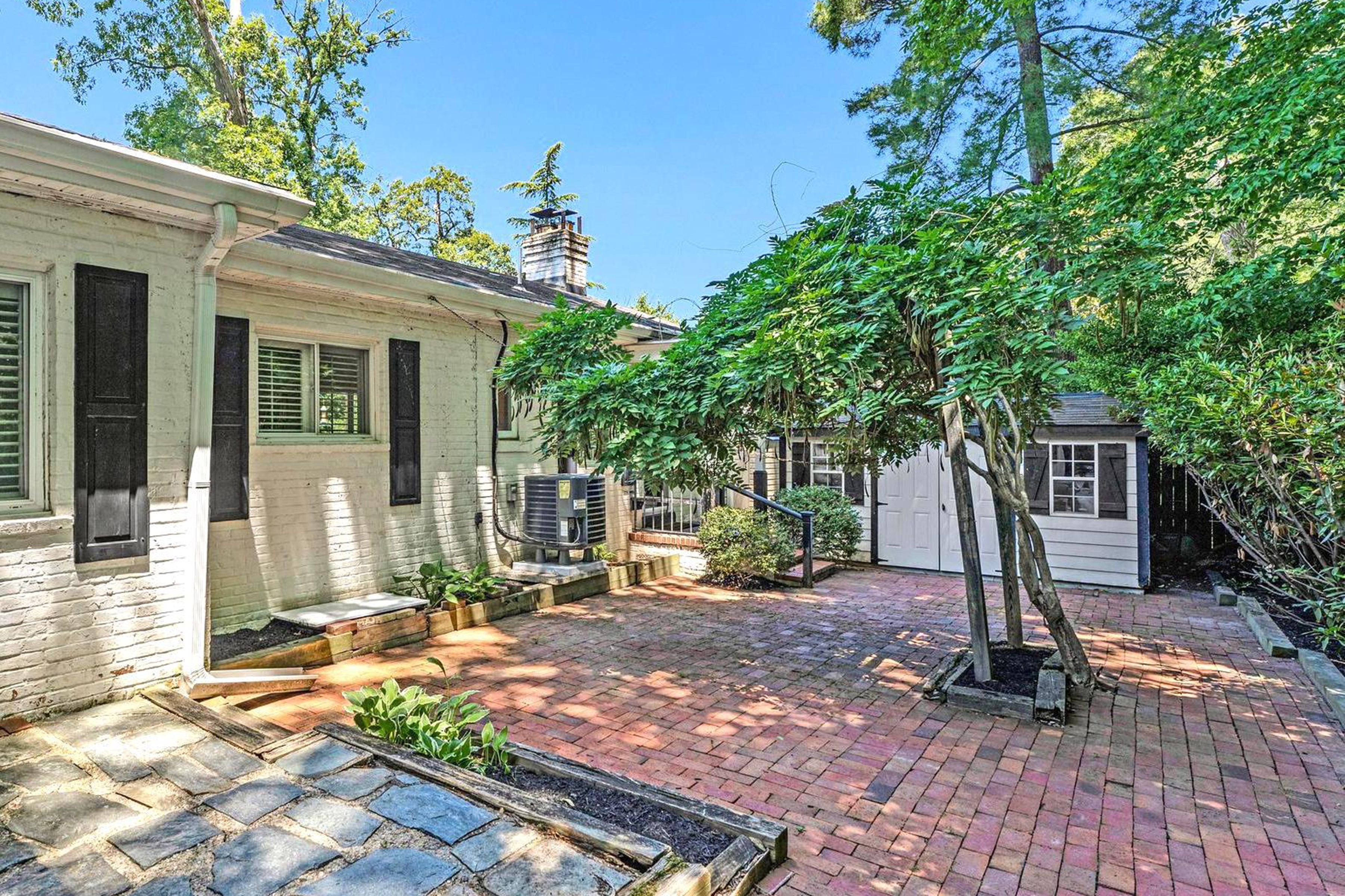  8601 Mount Zephyr Drive, Alexandria, VA, 22309 - 物件實景