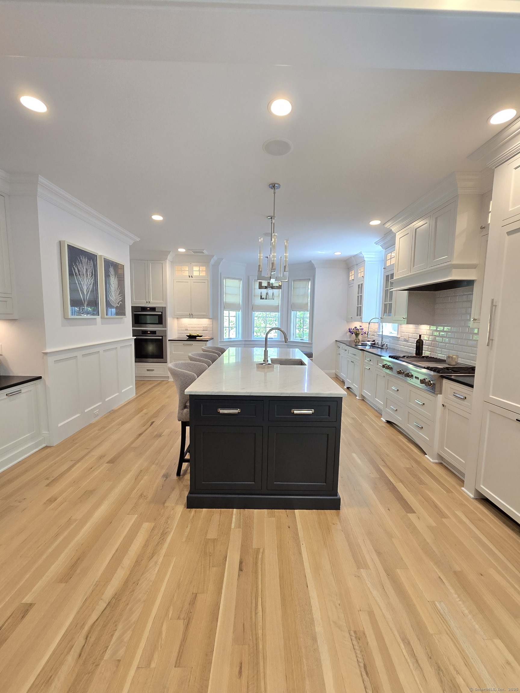 Westport, Connecticut, 06880, United States, 5 Bedrooms Bedrooms, ,5 BathroomsBathrooms,Residential,For Sale,1827473