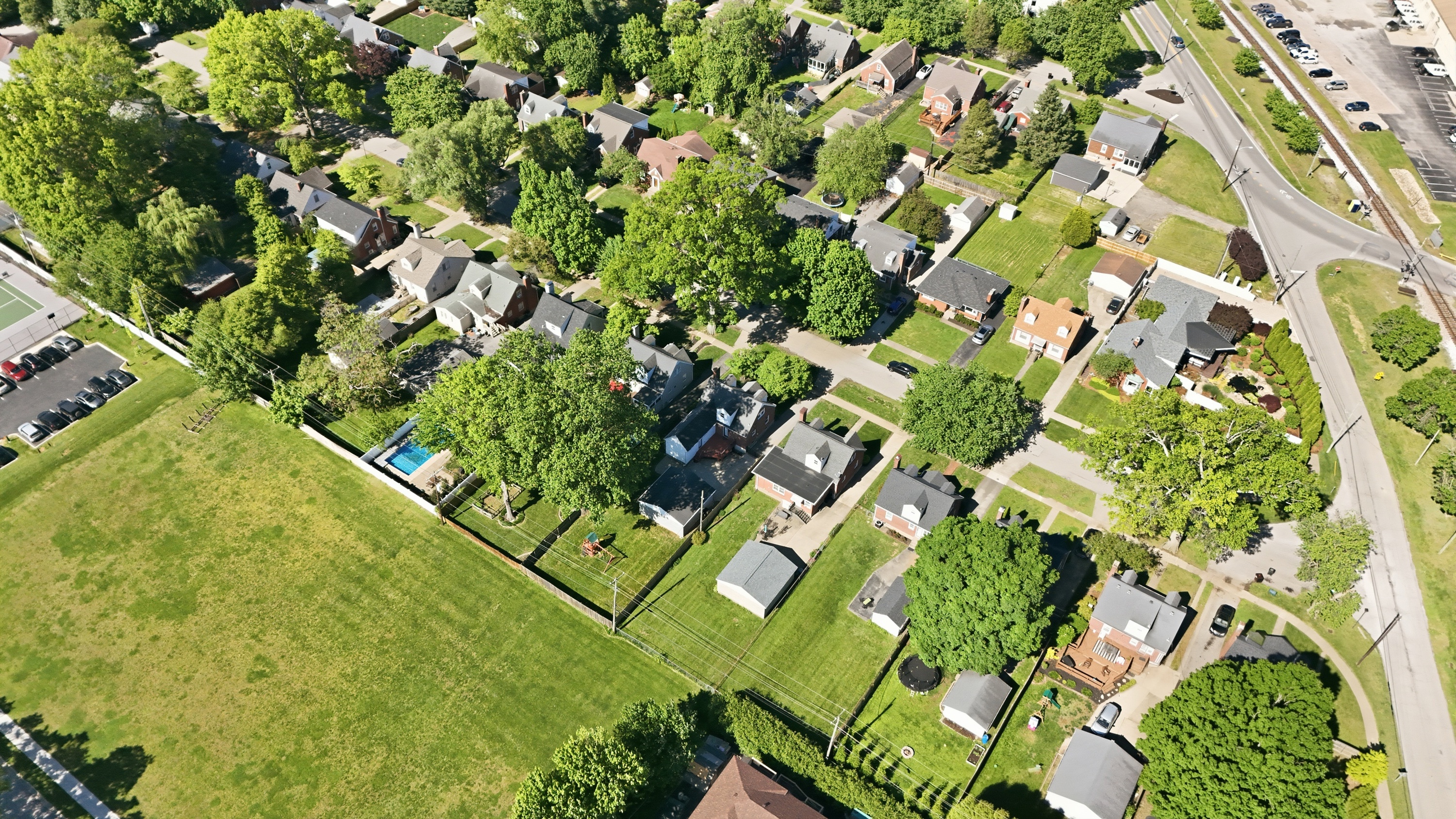  225 Brown Avenue, Louisville, KY 40207 - 物件實景