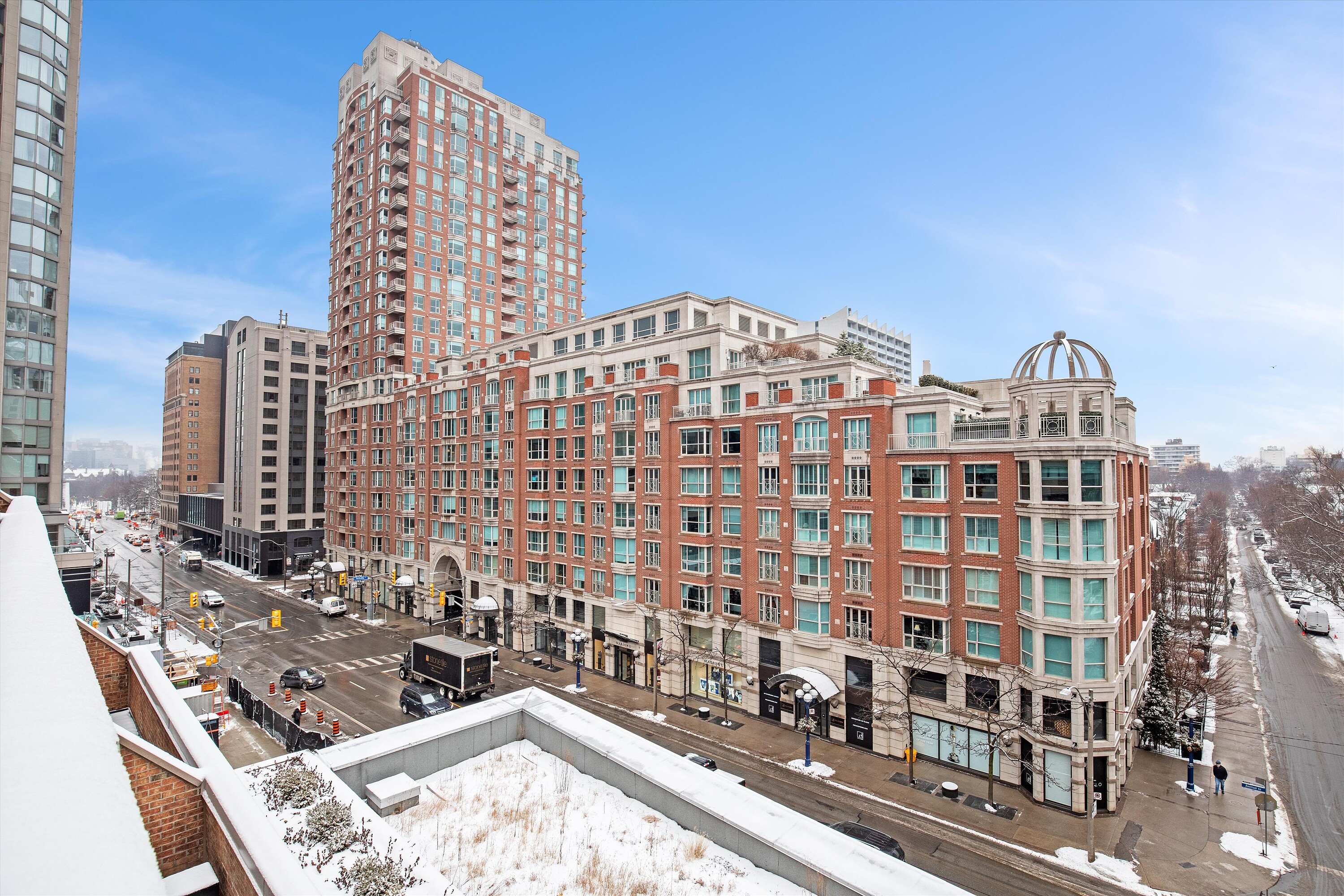  Residences of Hazelton Lane - 物件實景