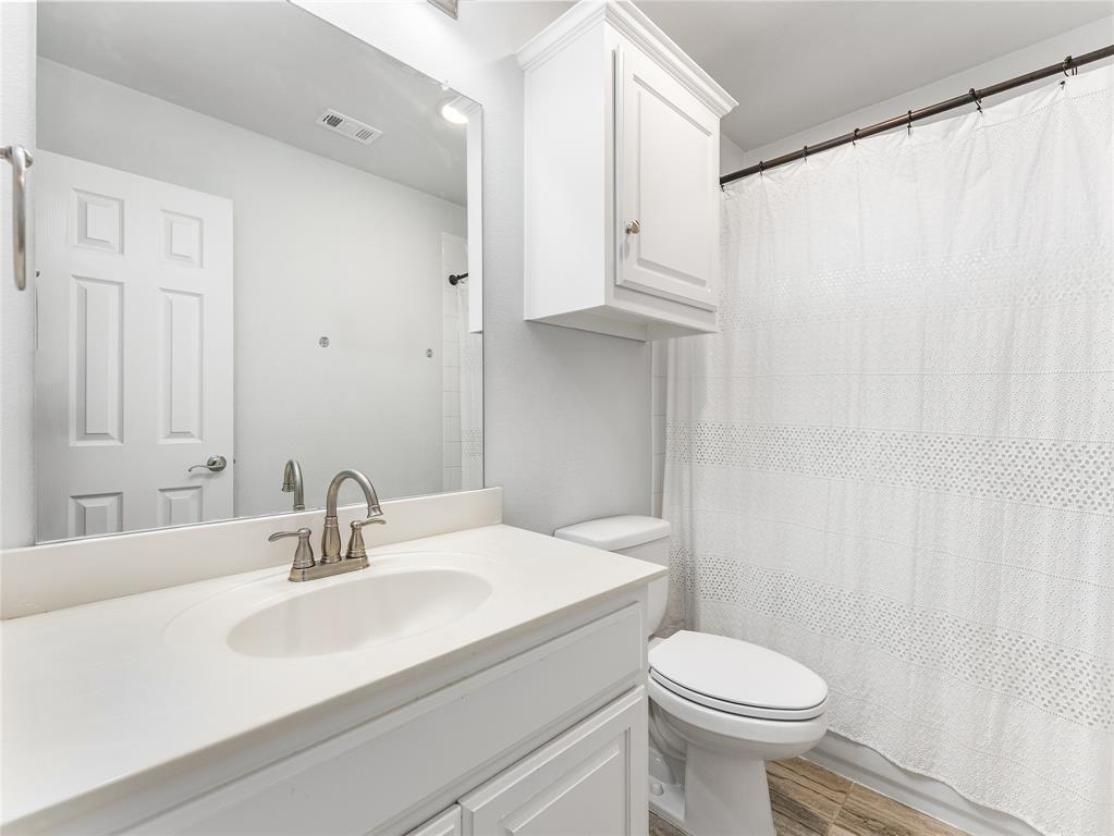 Celina, Texas, 75009, United States, 5 Bedrooms Bedrooms, ,4 BathroomsBathrooms,Residential,For Sale,2002202