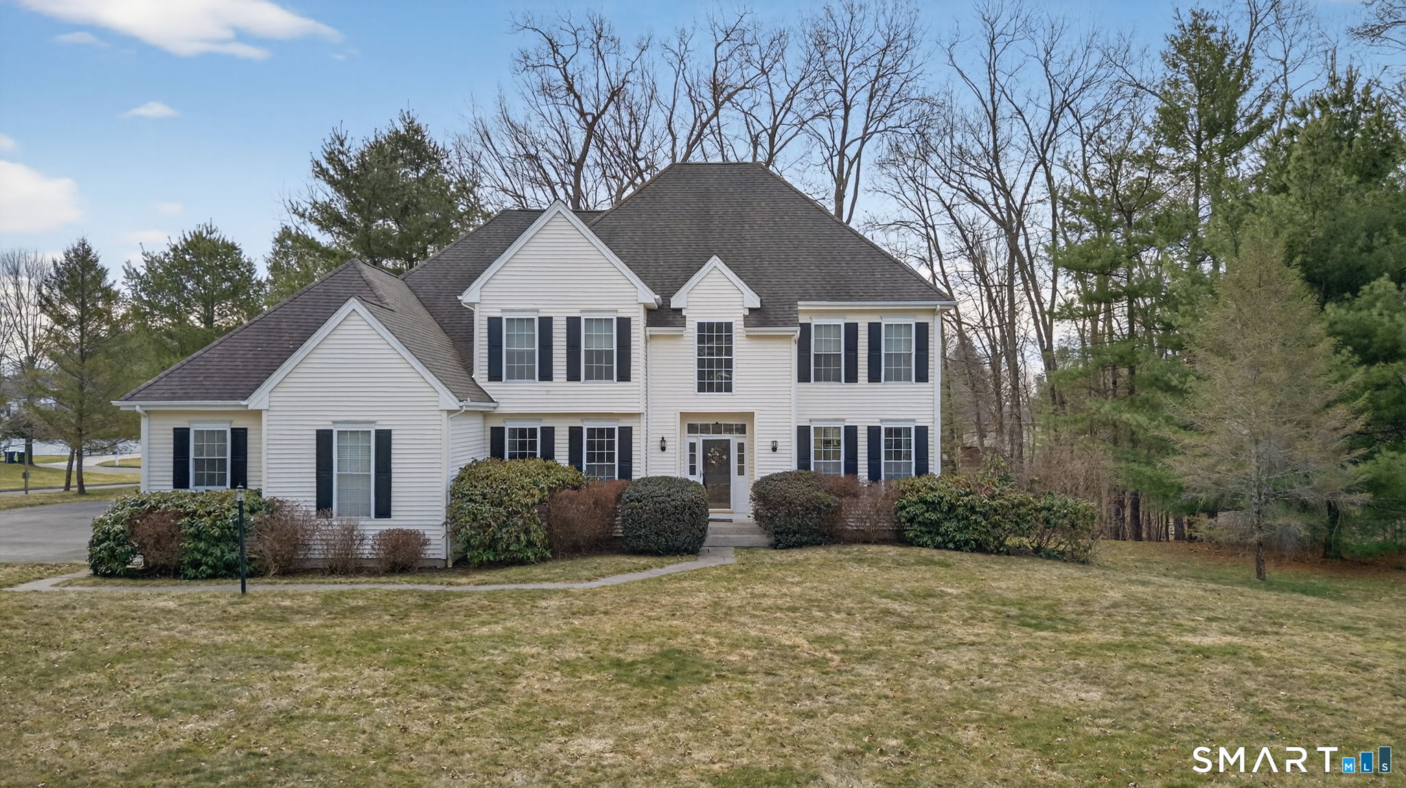 Avon, Connecticut, 06001, United States, 4 Bedrooms Bedrooms, ,5 BathroomsBathrooms,Residential,For Sale,2041148
