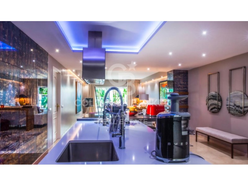 Marbella, Andalusia, ES, 2 Bedrooms Bedrooms, ,2 BathroomsBathrooms,Residential,For Sale,1796578