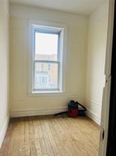 Maspeth, New York, 11378, United States, 5 Bedrooms Bedrooms, ,2 BathroomsBathrooms,Residential,For Sale,1686849