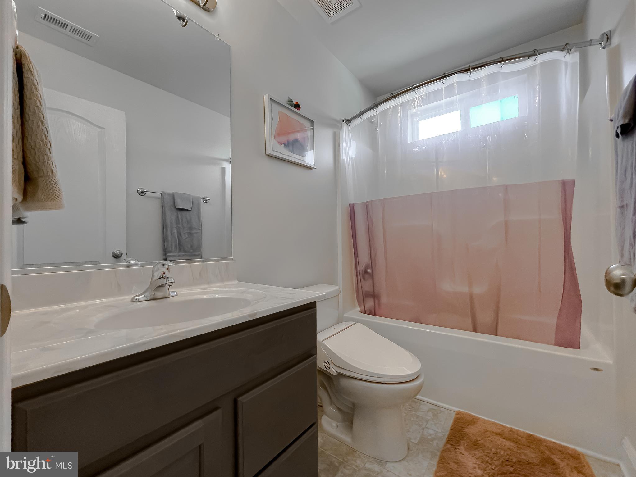 Leonardtown, Maryland, 20650, United States, 5 Bedrooms Bedrooms, ,4 BathroomsBathrooms,Residential,For Sale,1921303
