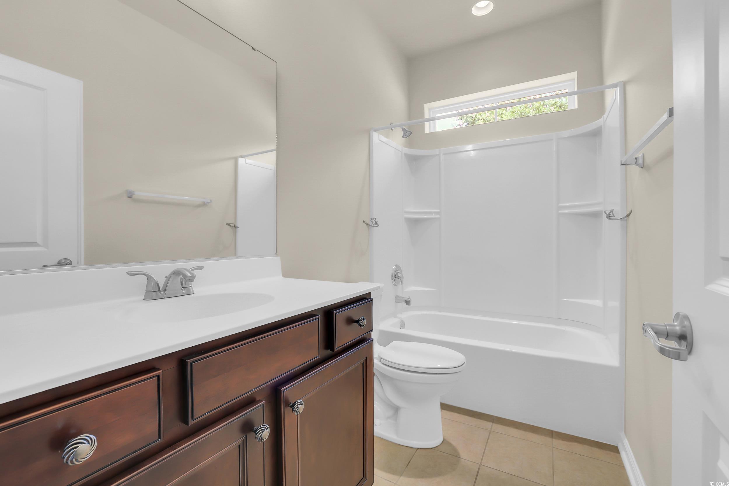 Murrells Inlet, South Carolina, 29576, United States, 3 Bedrooms Bedrooms, ,4 BathroomsBathrooms,Residential,For Sale,1895817