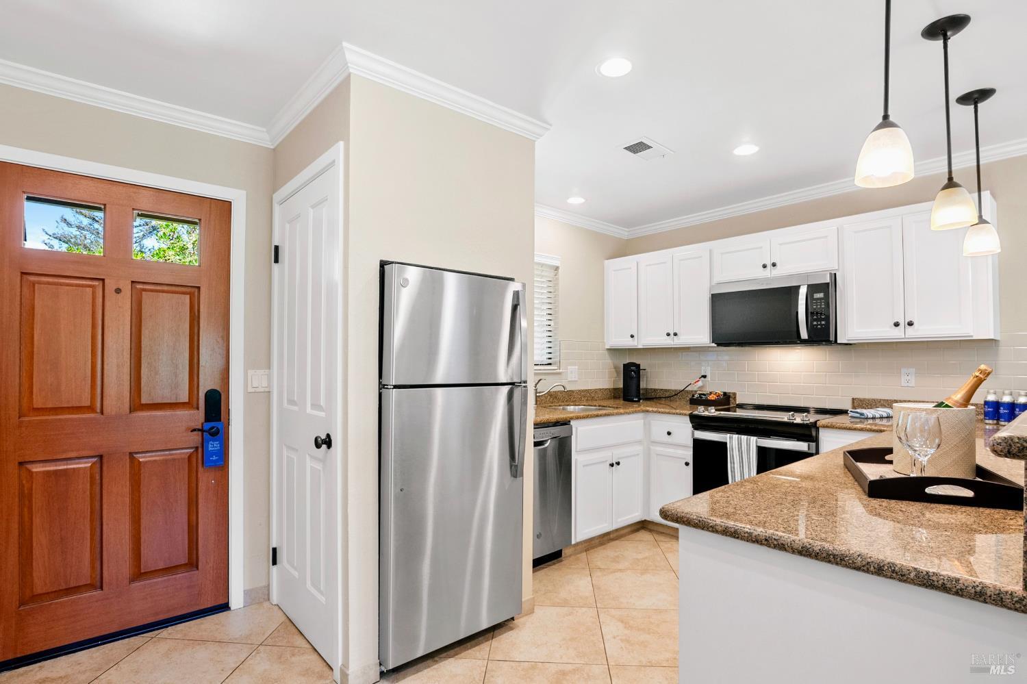 Napa, California, 94558, United States, 2 Bedrooms Bedrooms, ,2 BathroomsBathrooms,Residential,For Sale,1925145