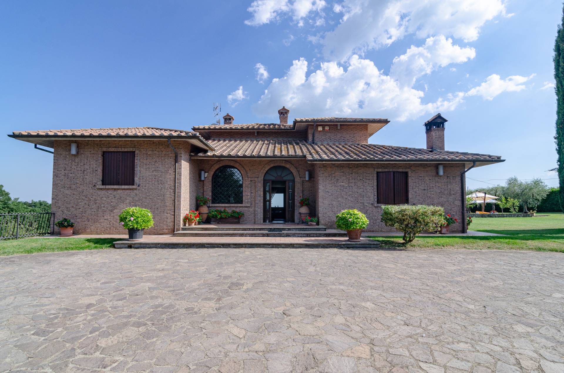 Strada Vicinale Valle Rote, Bassano in Teverina, Viterbo, 01030, IT, 6 Bedrooms Bedrooms, ,4 BathroomsBathrooms,Residential,For Sale,Strada Vicinale Valle Rote,1442905