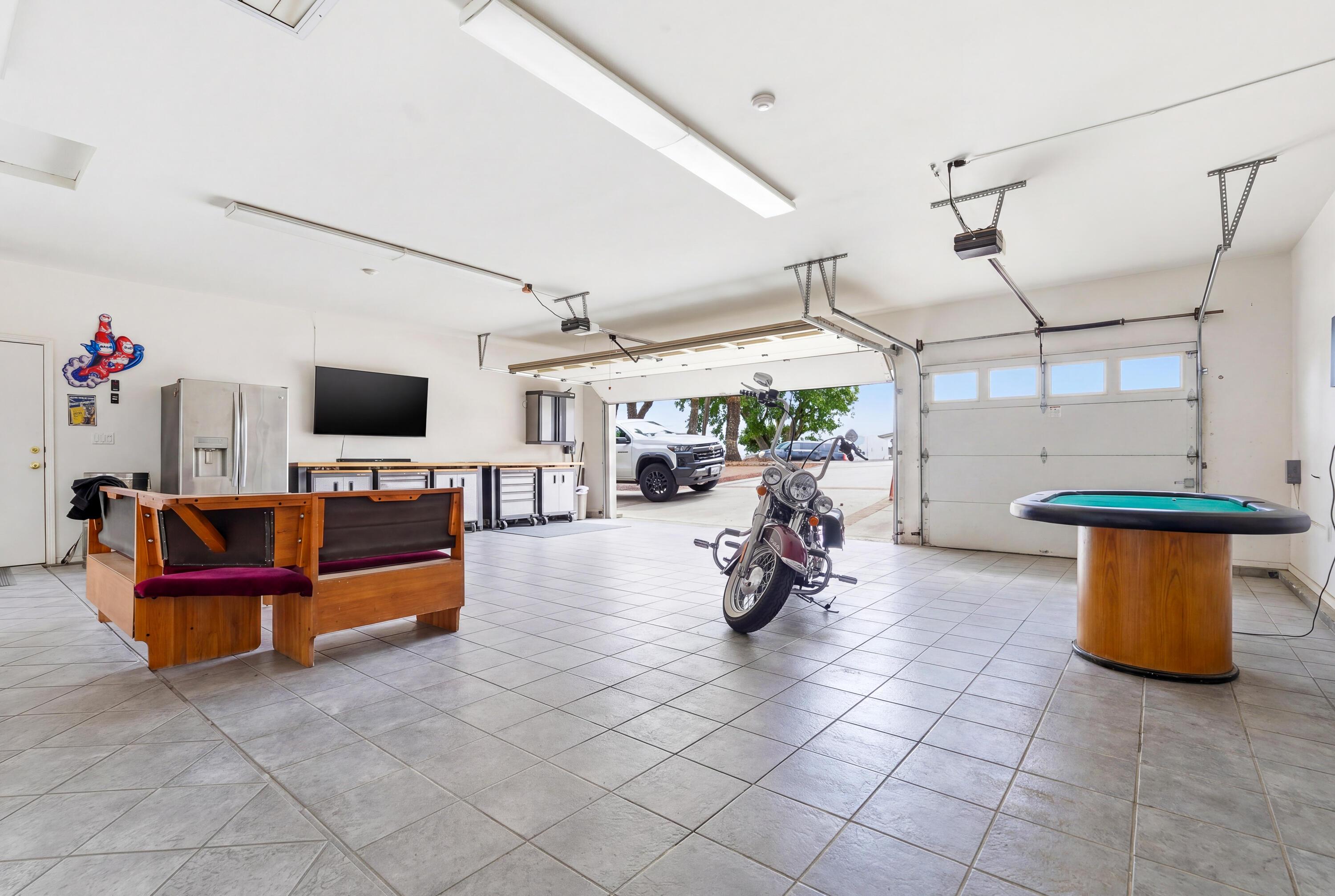 Porterville, California, 93257, United States, 4 Bedrooms Bedrooms, ,2 BathroomsBathrooms,Residential,For Sale,2020854