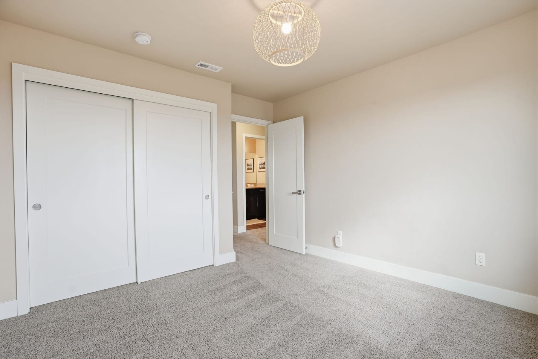 63148 NE Hadley Place Bend, OR 97701 - 物件實景